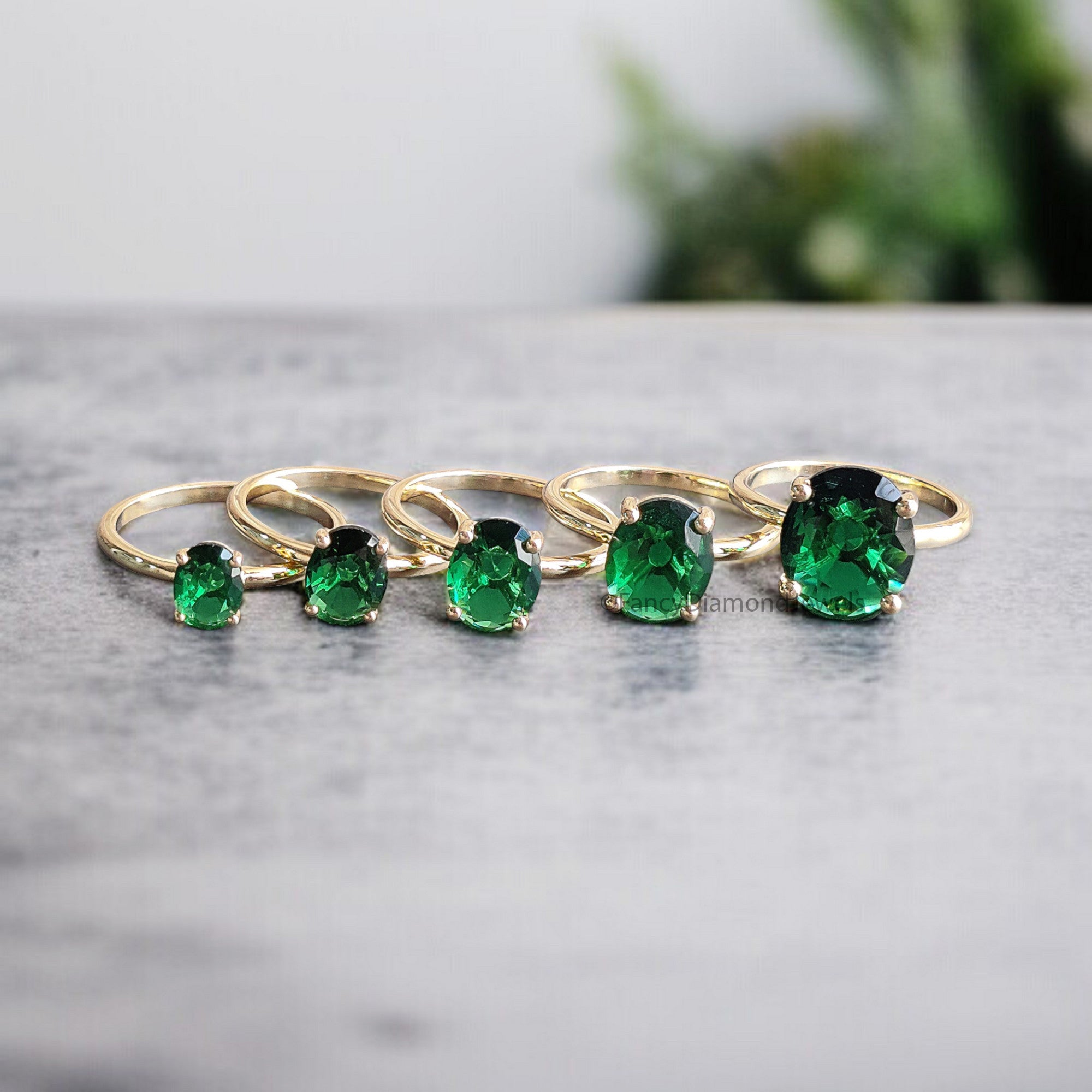 Oval Green Emerald stone engagement ring 12mm 10mm 9mm 8mm 7mm ring silver simulant Ring Solitaire ring Diamond ring Gift for her FD342