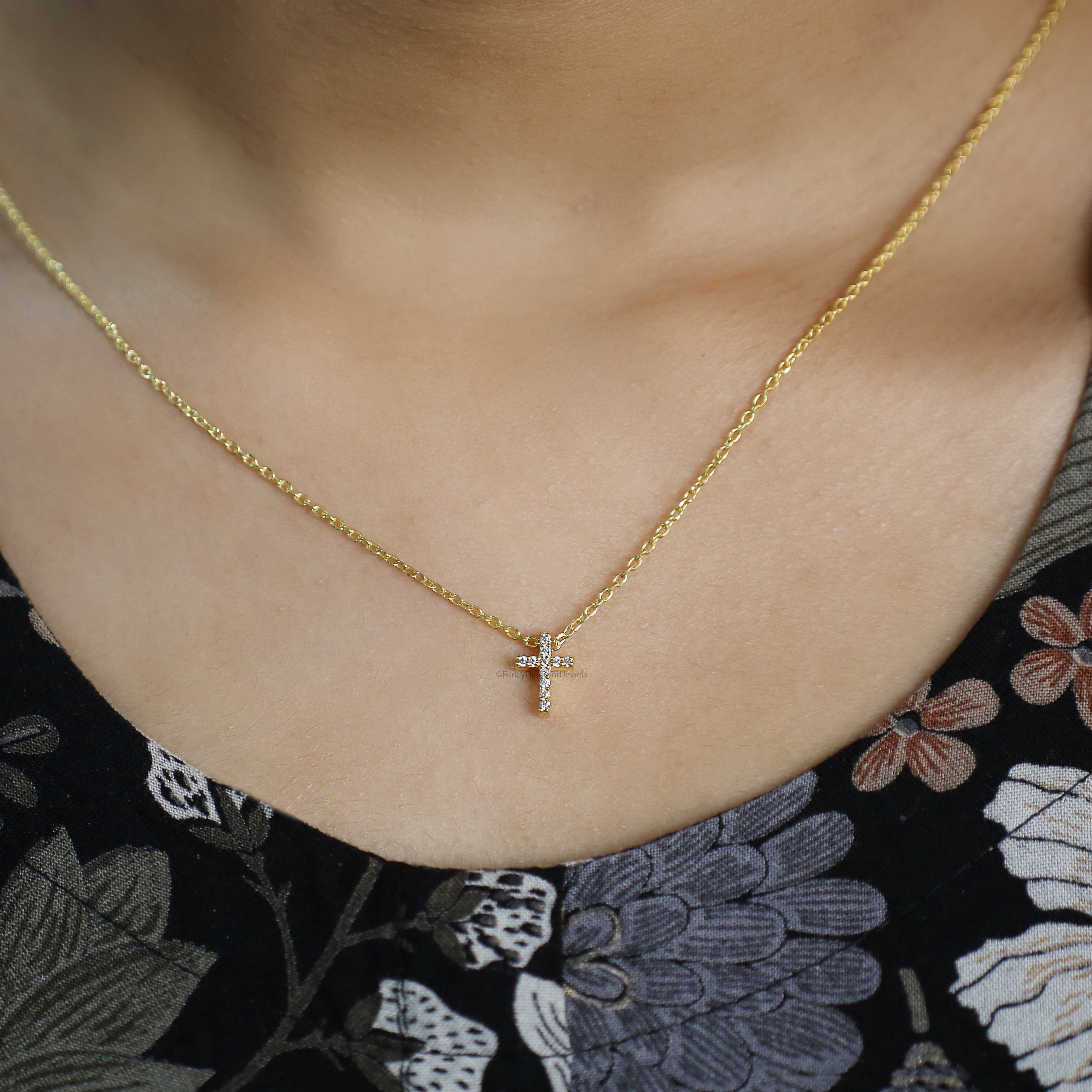 Diamond Cross Necklace Yellow Silver handmade jewelry Necklace Religious Jewelry Necklace With Chain FD512