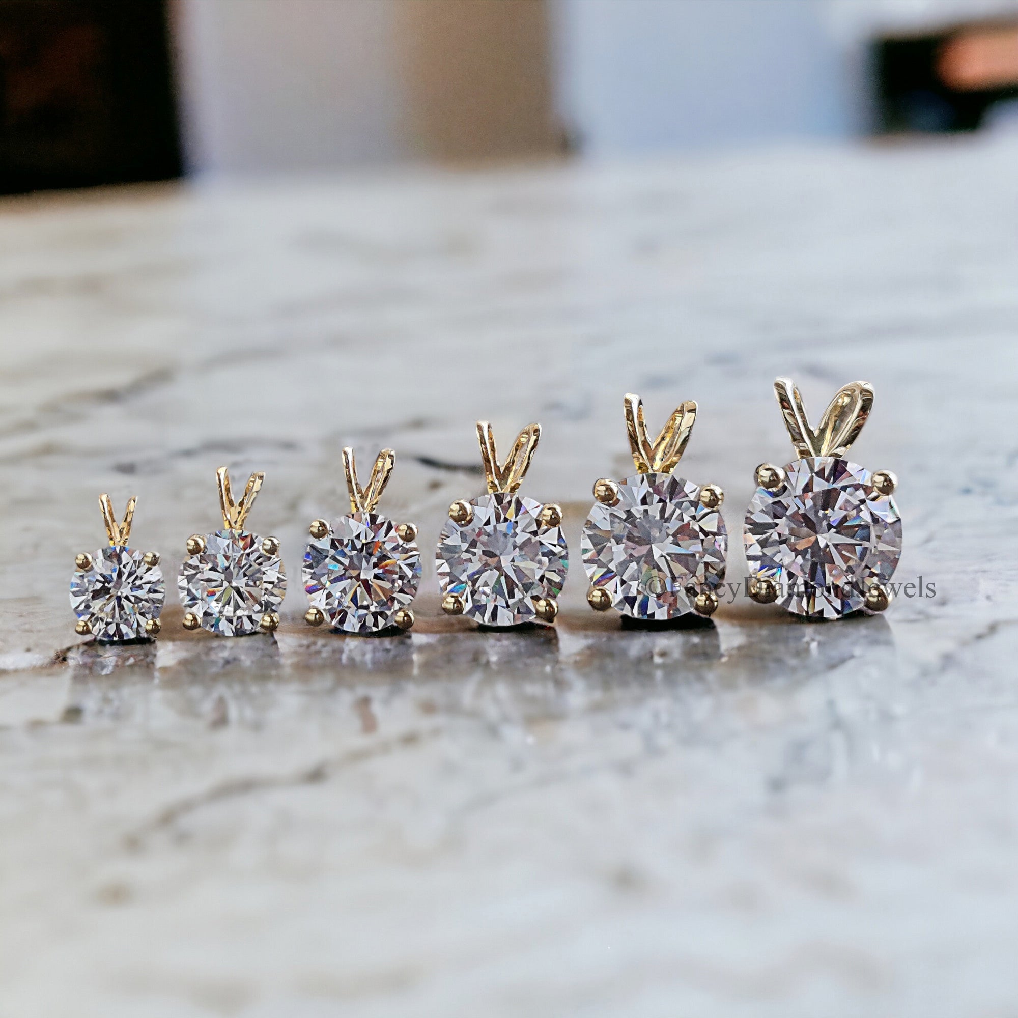 Round Brilliant Cut CZ Diamond Simulant Pendant Yellow Silver handmade jewelry Four Round Shape prong basket set Necklace With Chain FD273