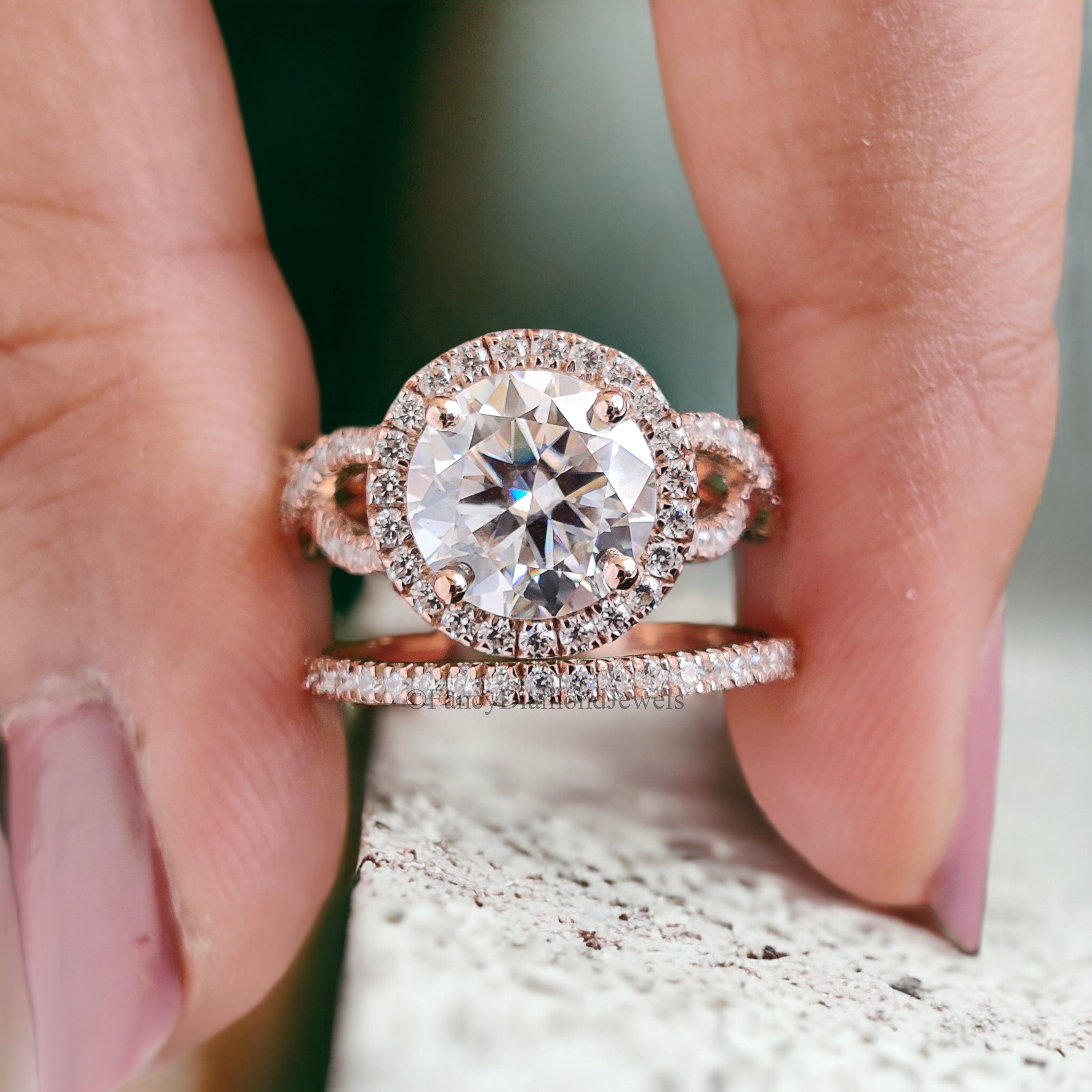 Round Cut Engagement Ring Set 14k/18k Rose Gold Round Cut Bridal Set Moissanite Engagement Ring Prong Set Wedding Ring Gift For Mom FD139