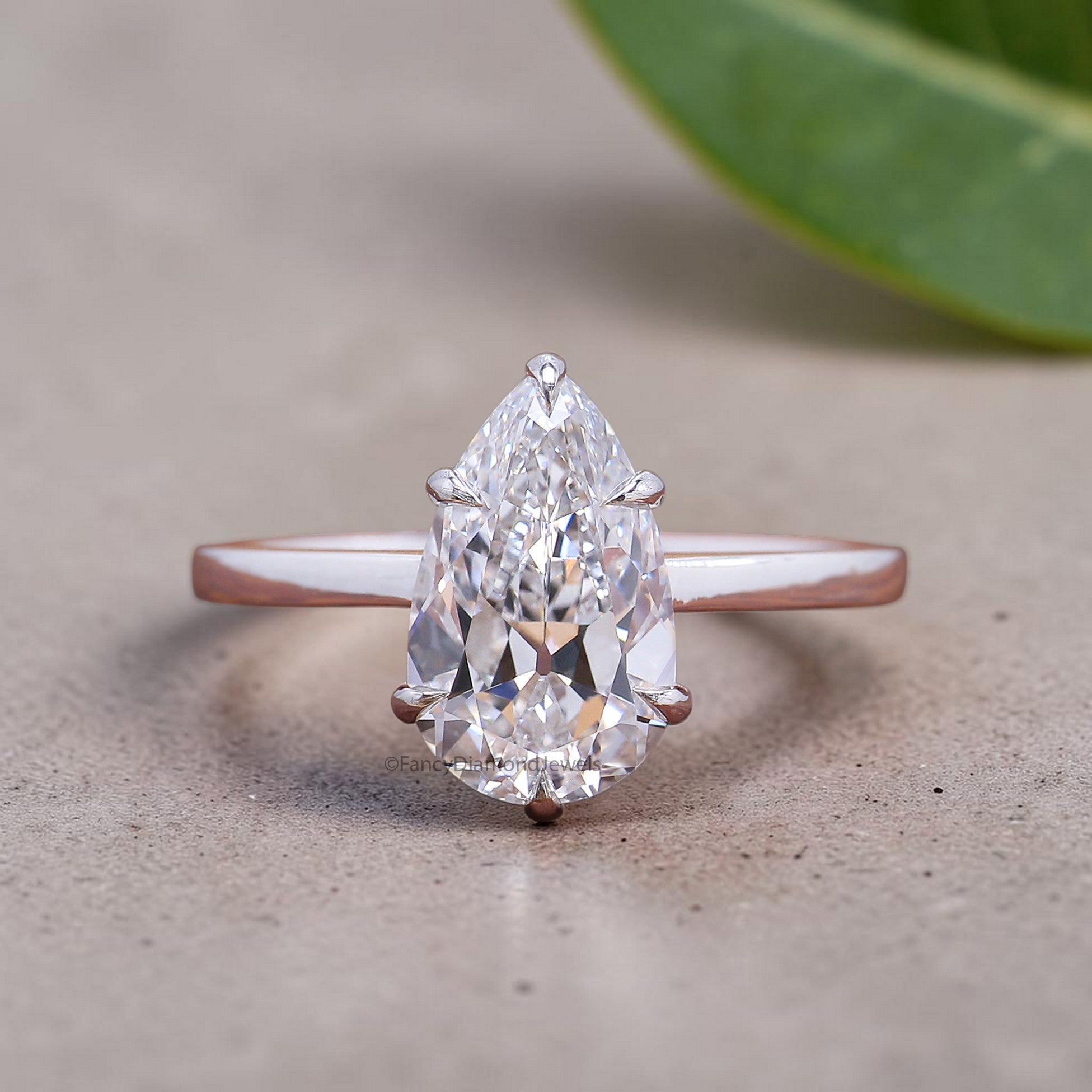 Pear Cut Lab Grown Diamond Engagement Ring Old European Cut Moissanite Teardrop Solitaire Ring Minimalist Bridal Promise Gift for Her FD553