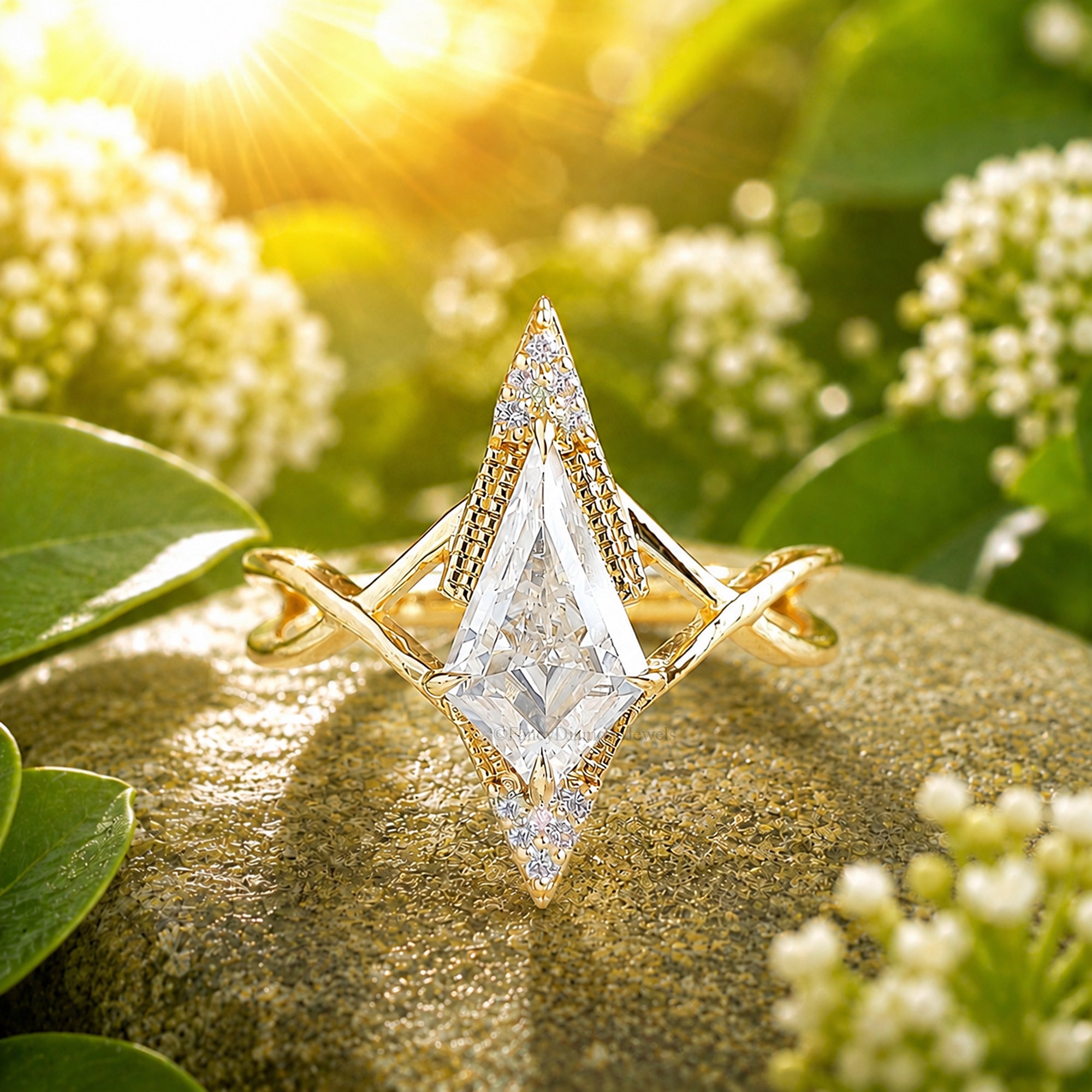 Kite Shape Moissanite Ring, Geometric 14K Gold Engagement Ring, Modern Statement Jewelry, Lab Created Diamond, Unique Bridal Gift FD581