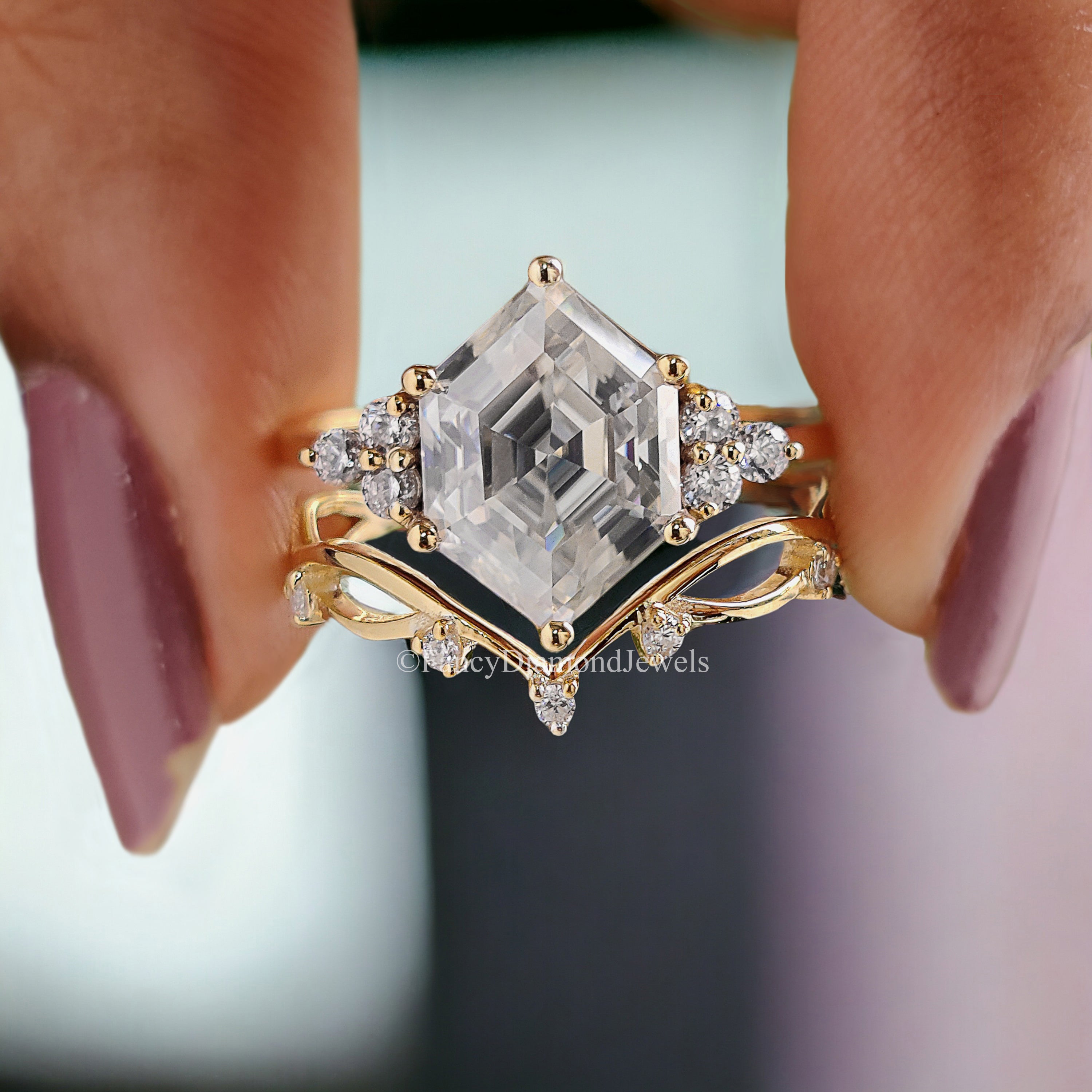 2.20 CT Antique Hexagon Cut Moissanite Ring Unique Engagement Ring Round Ring For Gift Bridal Wedding Ring Anniversary Gift Ring Her FD182