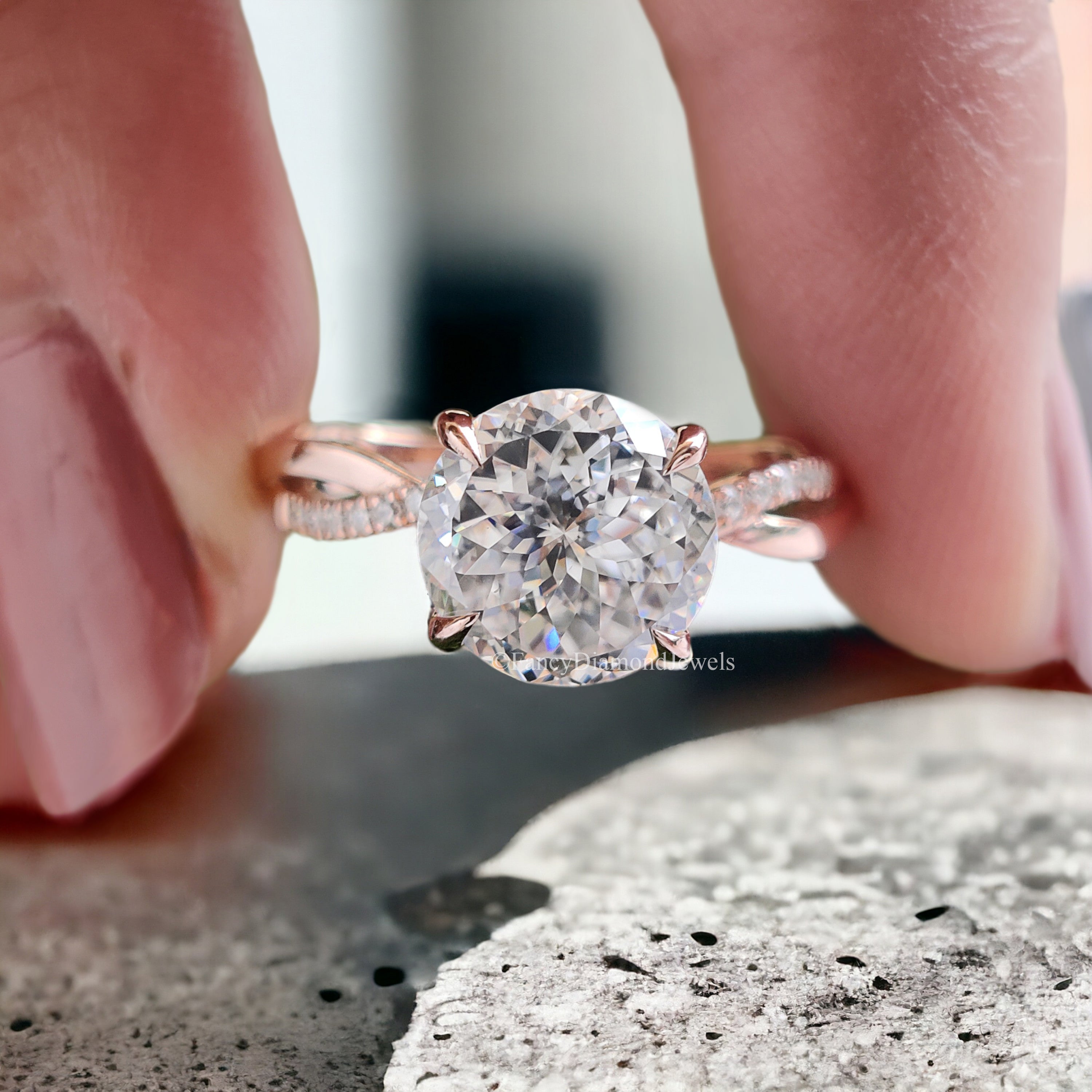 Unique Moissanite Ring 2.15 TW Portuguese Cut Colorless Moissanite Engagement Ring Wedding Ring Twisted Band Claw Prong Ring for Women FD135