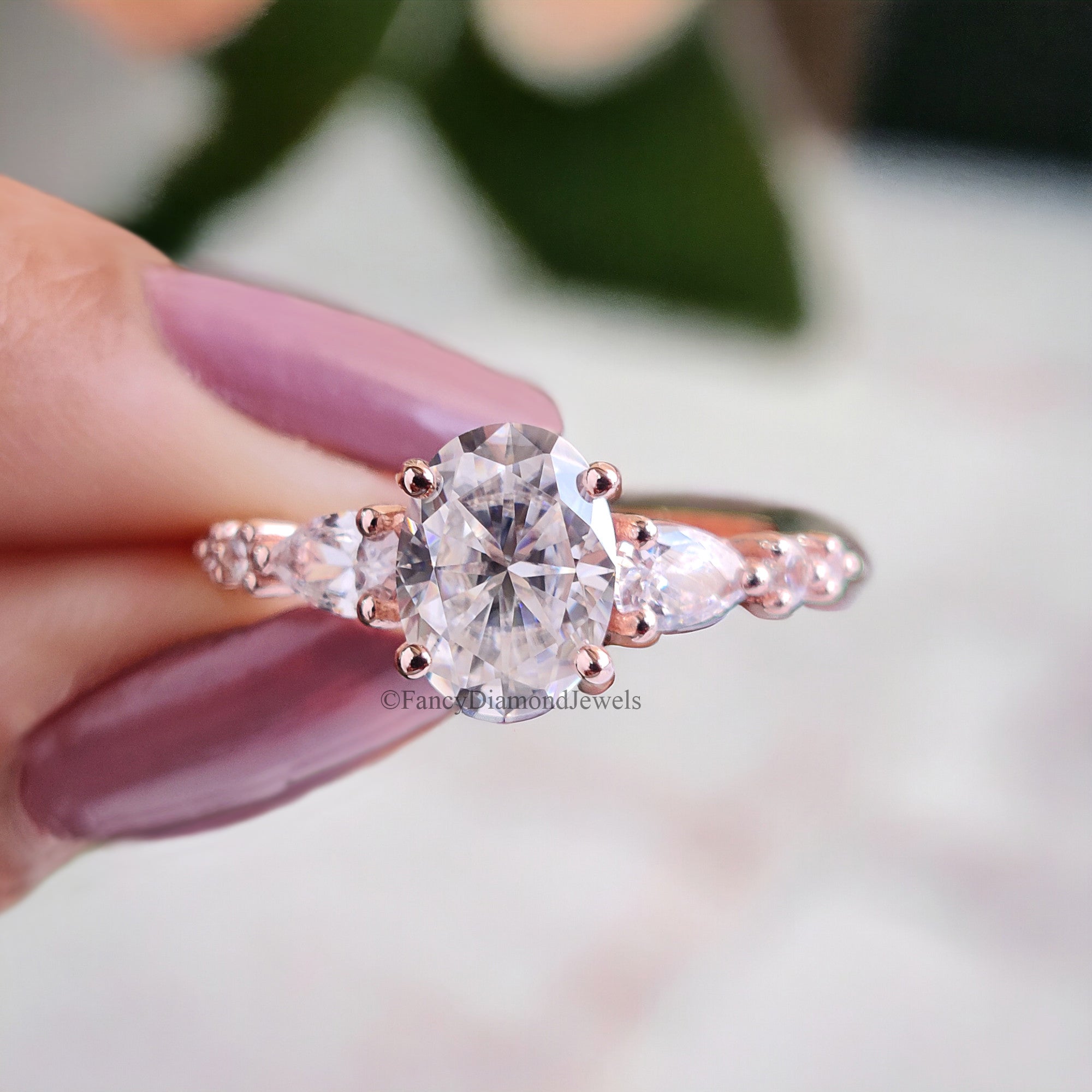 Oval Cut Moissanite Engagement Ring Stacking ring 14K/18K Rose Gold vintage Unique Pear Diamond Cluster Ring Women Wedding Bridal Ring FD42
