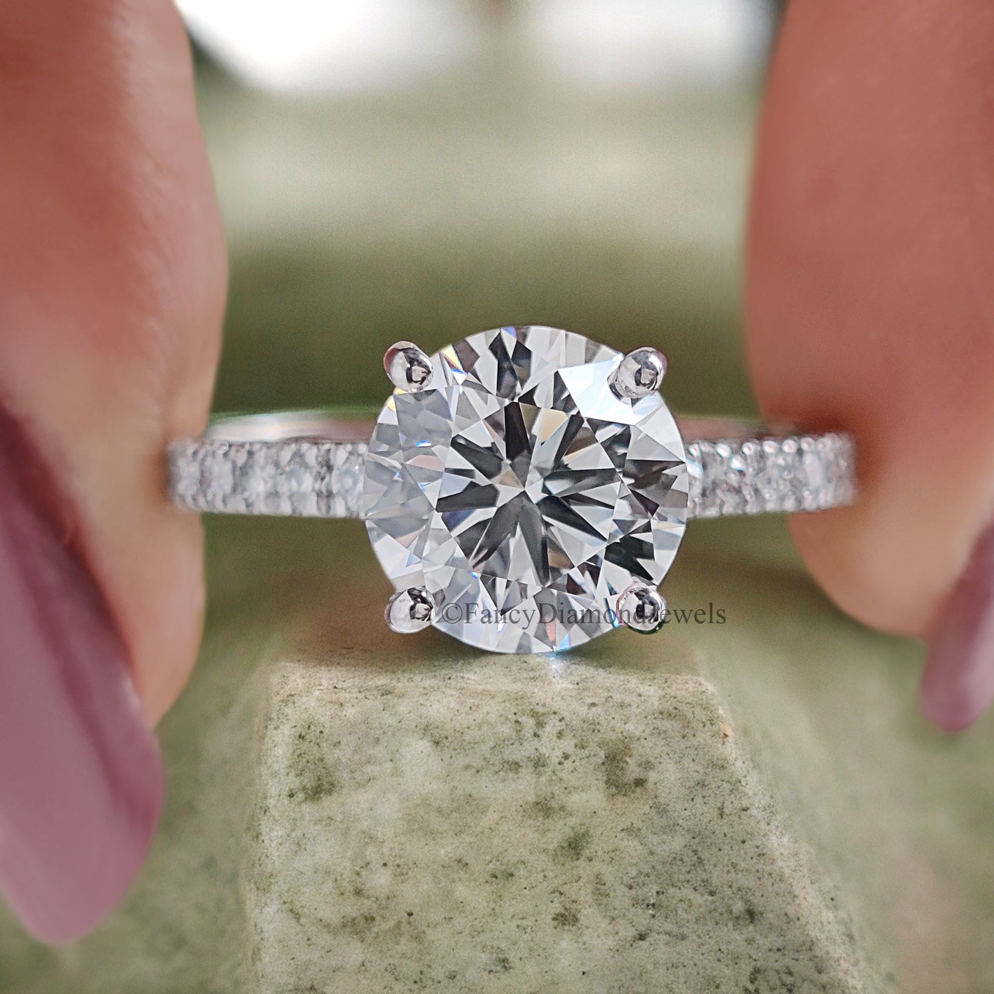 Round Lab Grown Engagement Ring 1.60 CT Round Cut Moissanite Ring Round Prong Wedding Ring For Women Promise Ring Gift For Her Ring FD193