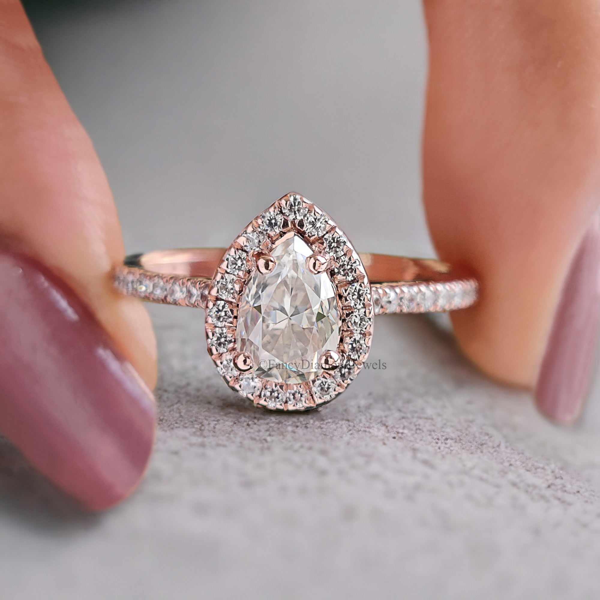 0.75 CT Pear Cut Moissanite Engagement Ring Anniversary Gift Halo Set 10K/14K/18K Rose Gold Prong Setting Ring Christmas Gift For Her FD160