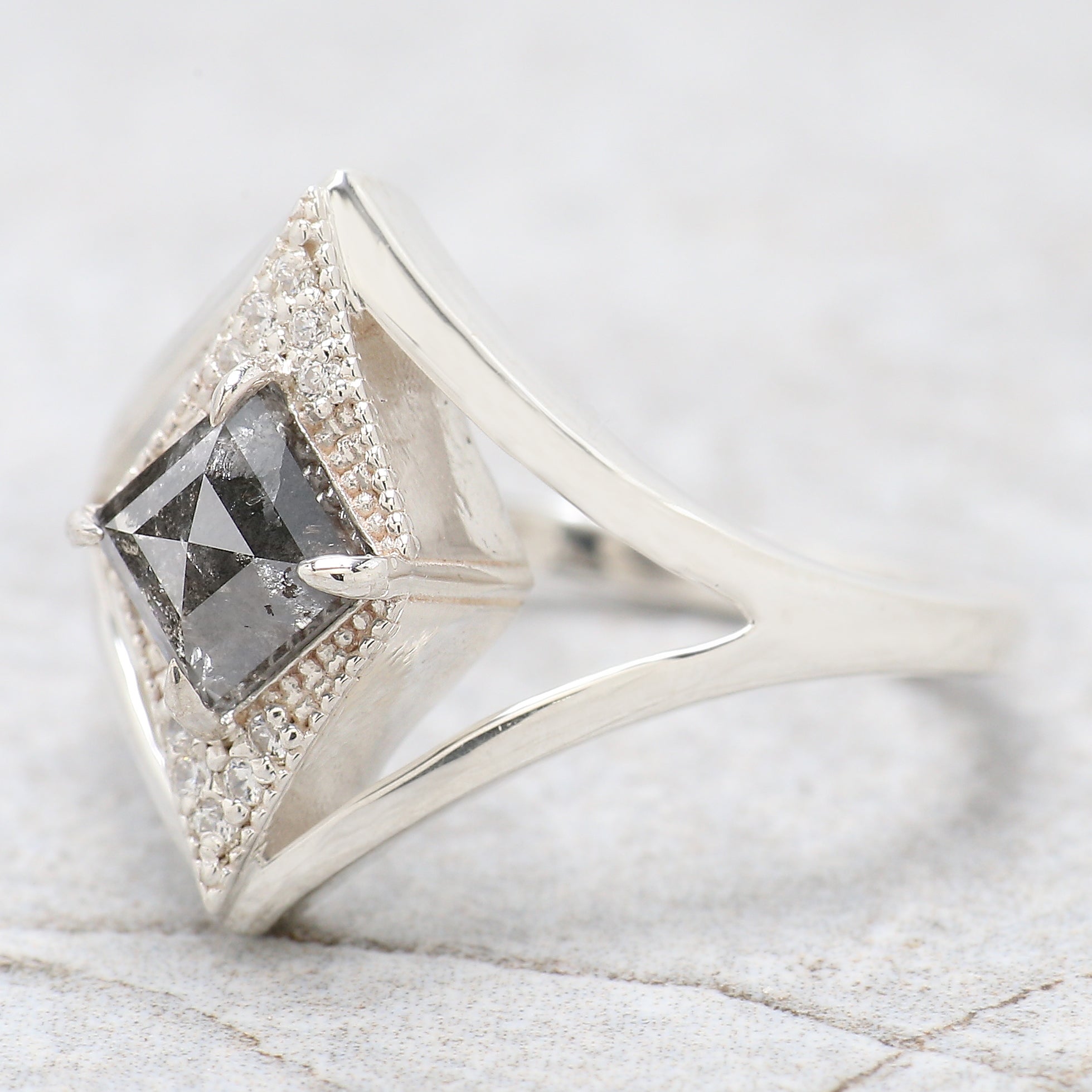 Kite Shape Salt And Pepper Diamond Ring 0.82 Ct 7.05 MM Kite Cut Diamond Ring 14K Solid White Gold Silver Engagement Ring Spilt Ring QN1650