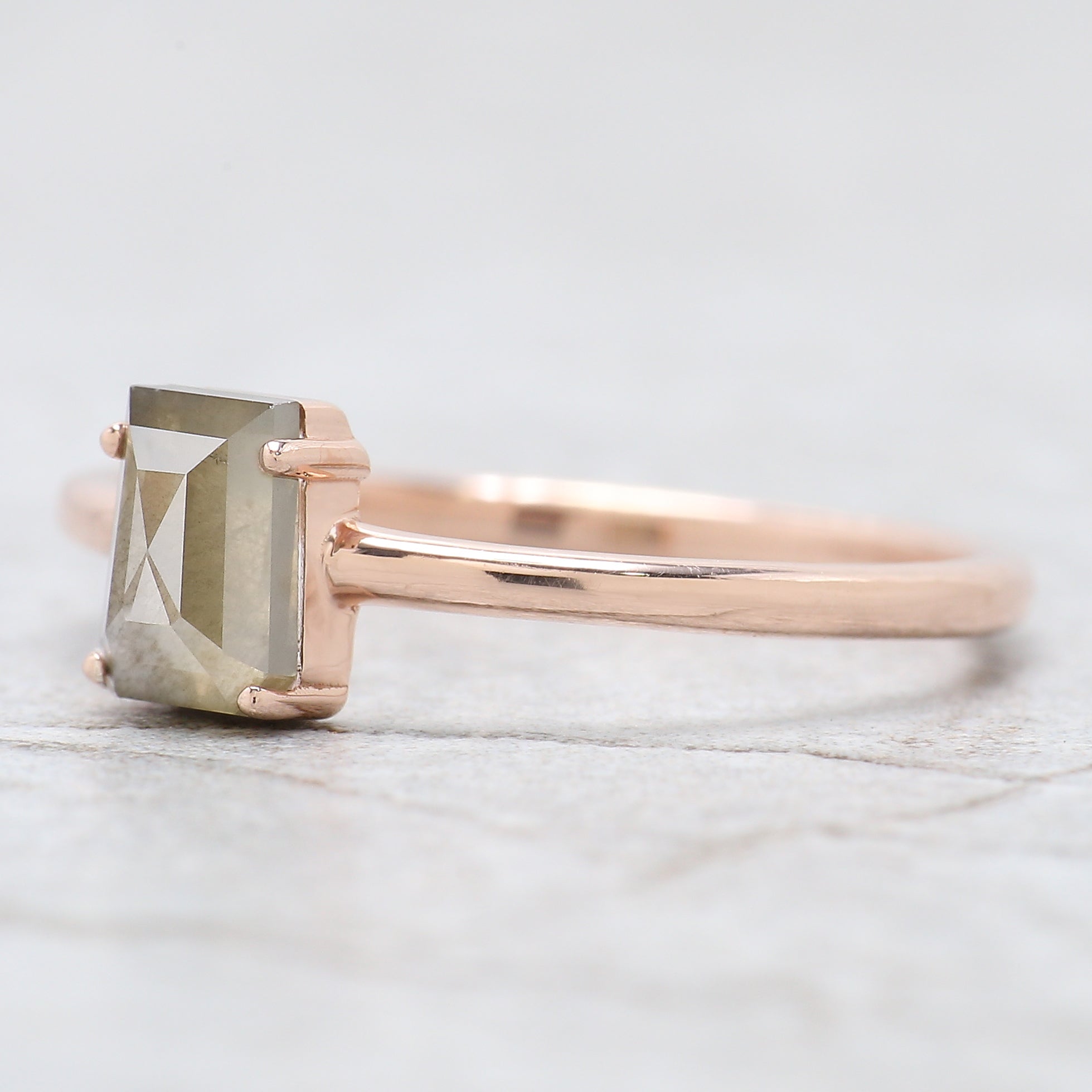 Coffin Cut Green Color Diamond Ring 0.77 Ct 6.00 MM Coffin Diamond Ring 14K Solid Rose Gold Silver Engagement Ring Gift For Her QL5850