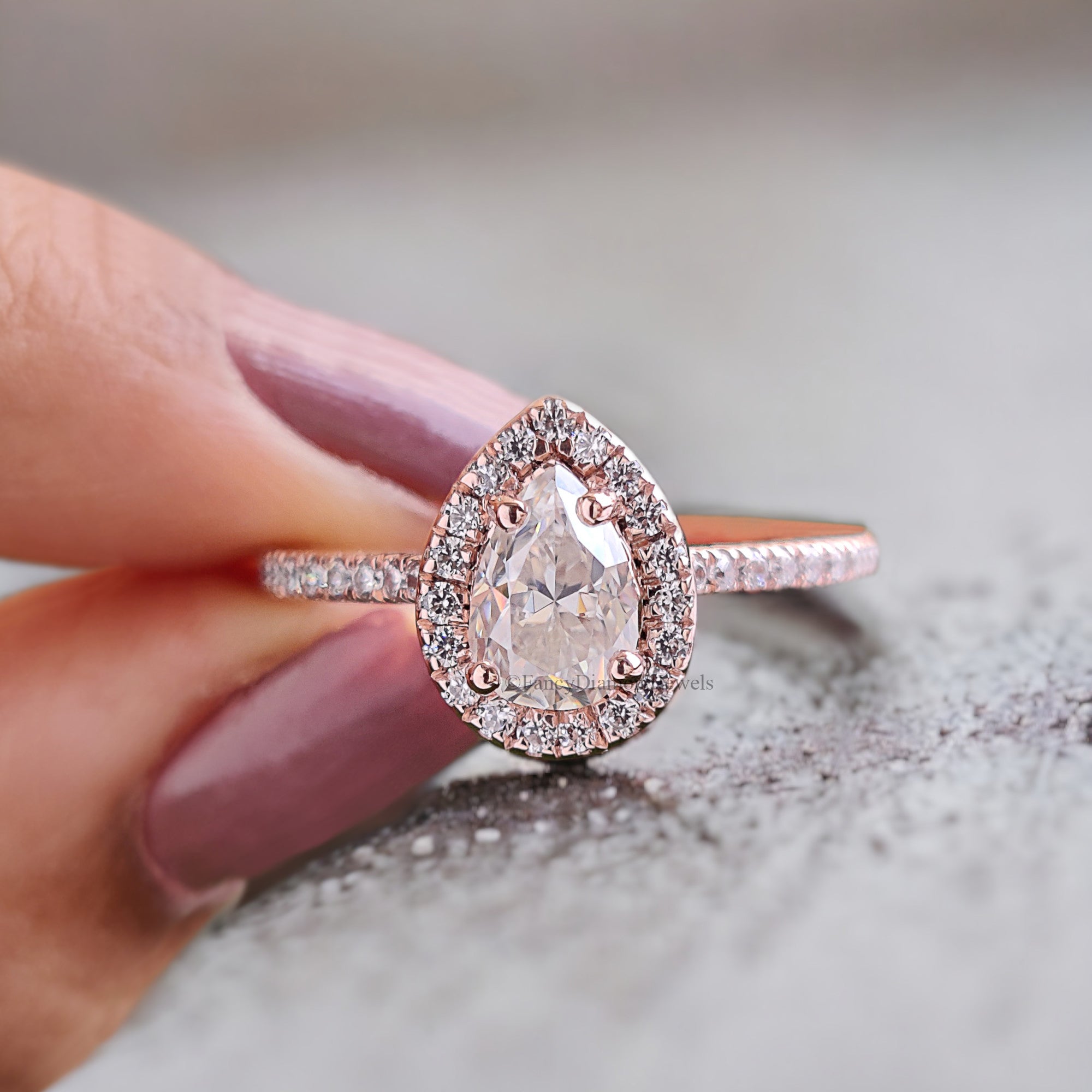 0.75 CT Pear Cut Moissanite Engagement Ring Anniversary Gift Halo Set 10K/14K/18K Rose Gold Prong Setting Ring Christmas Gift For Her FD160