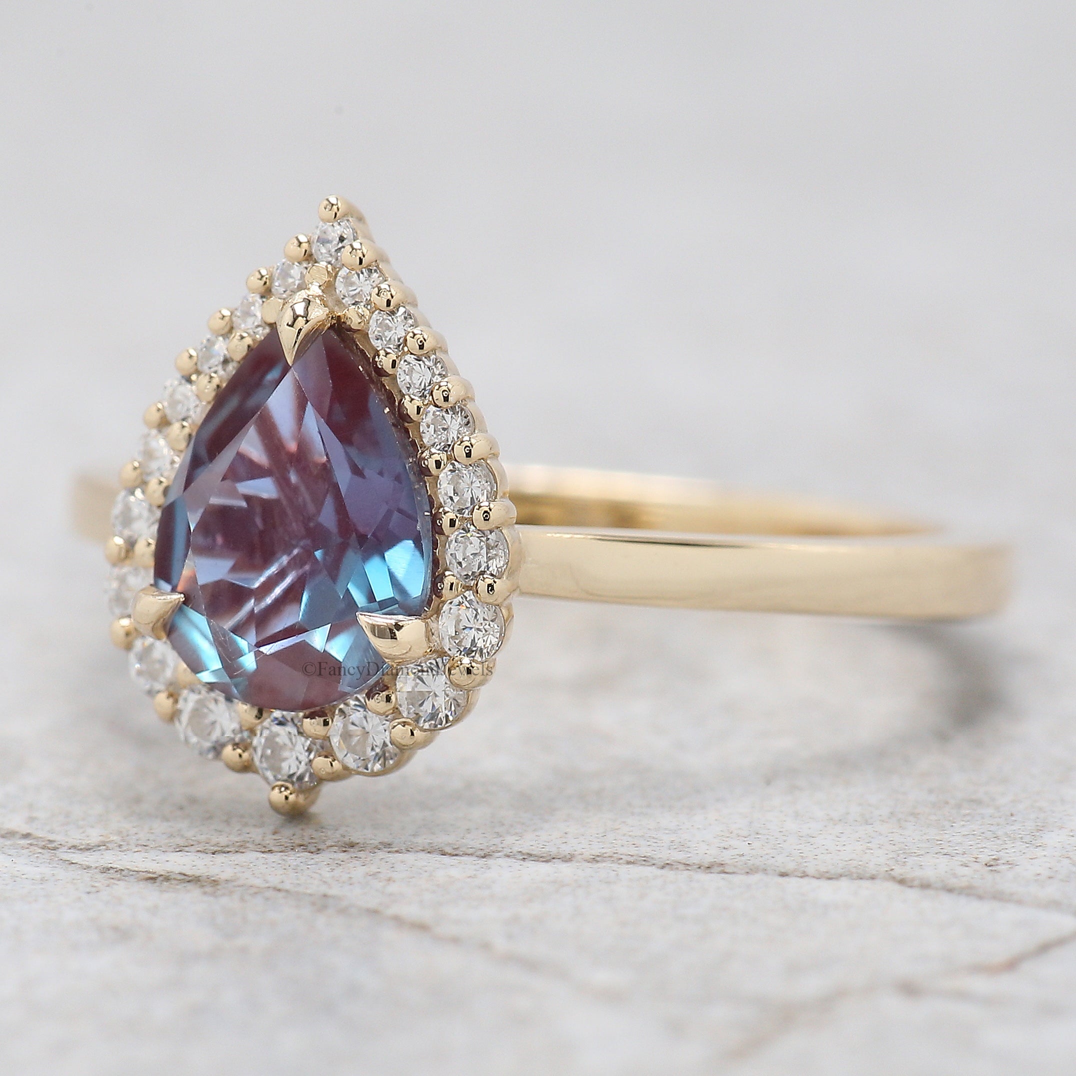 Vintage pear Alexandrite Engagement Ring 1.08 CT Pear Shaped Halo Set Ring For Her Anniversary Gift Ring unique wedding ring For women FD460