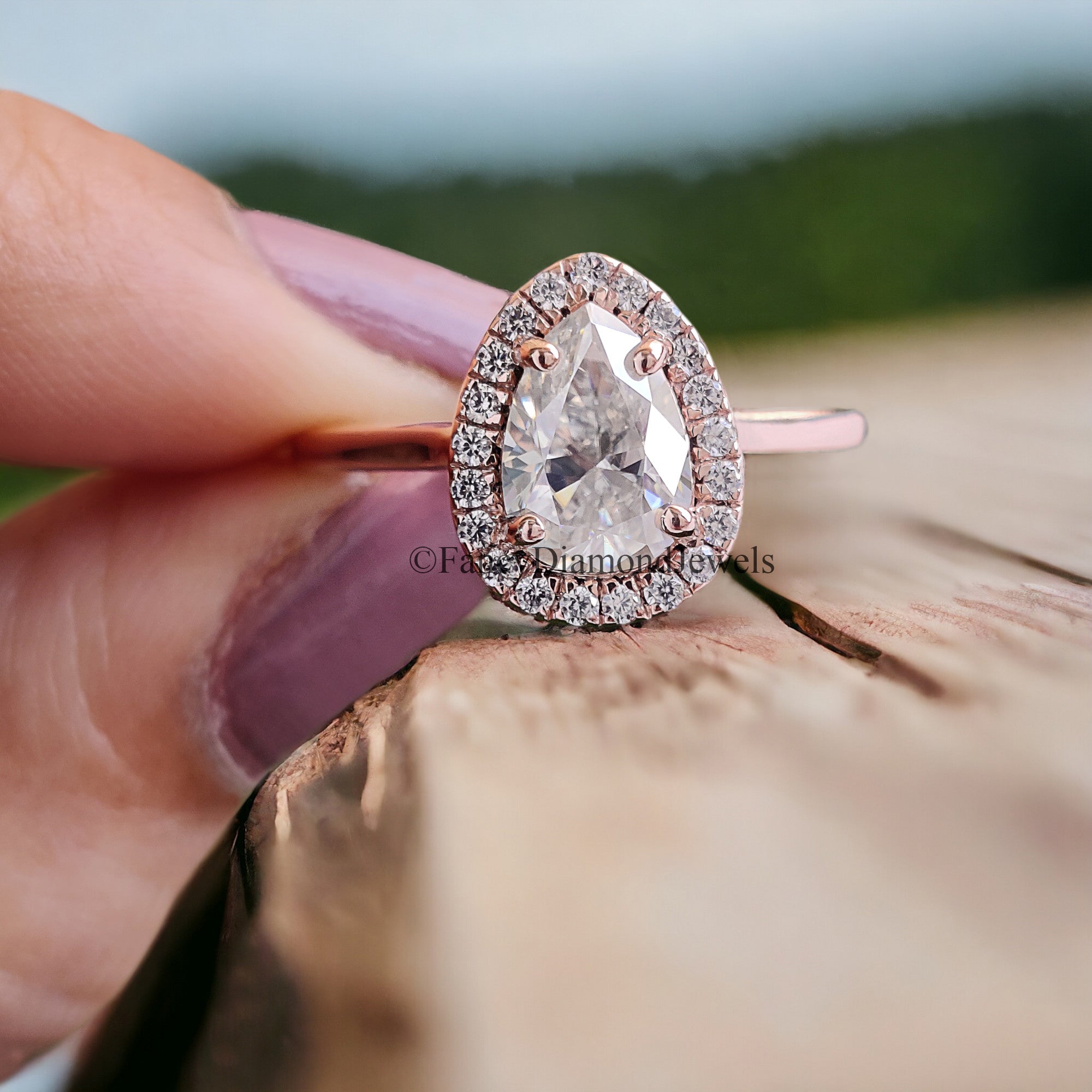 1.0 CT Pear Cut Moissanite Engagement Ring Anniversary Gift Halo Set 10K/14K/18K White Gold Prong Setting Ring Christmas Gift For Her FD100