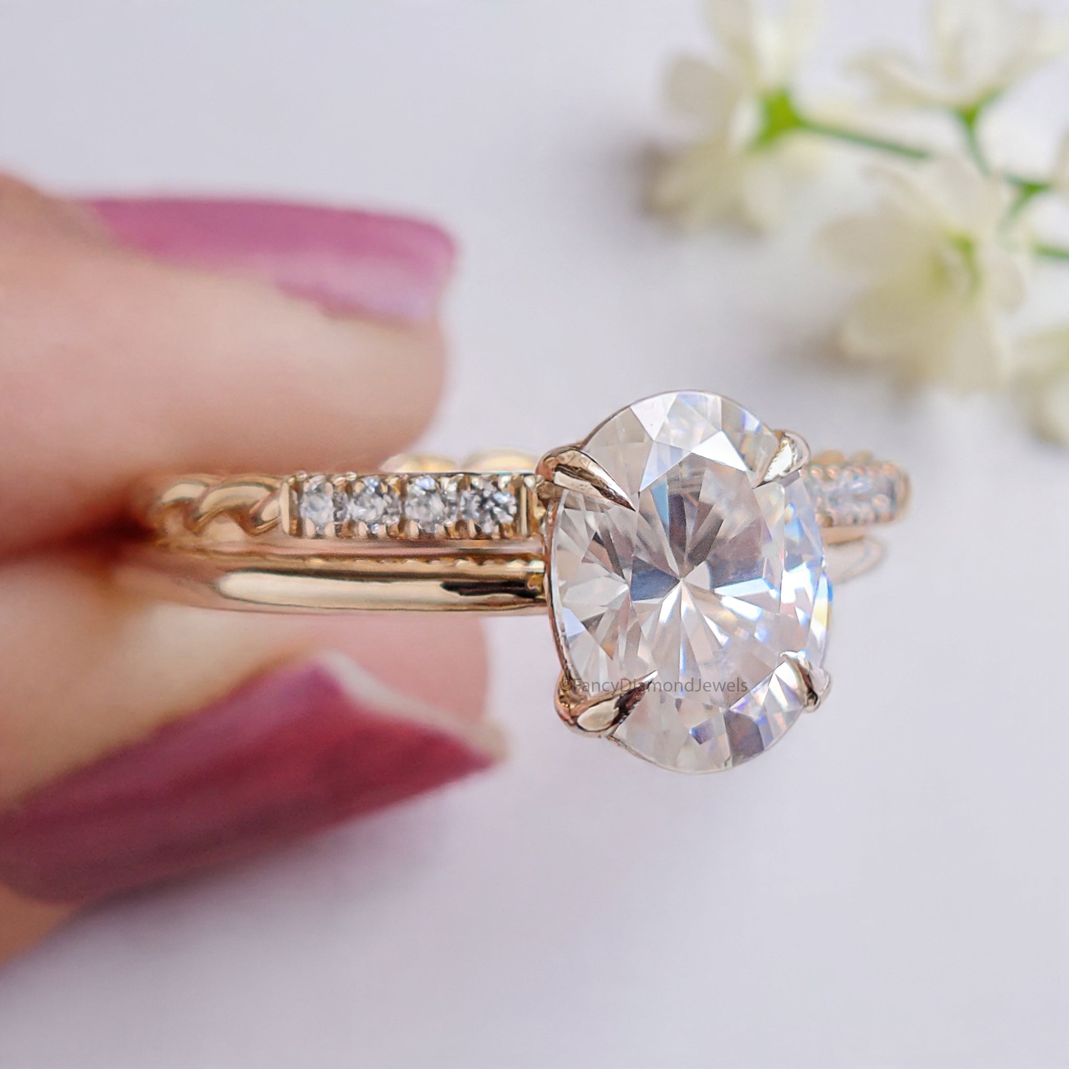 1.05 CT Oval Diamond Lab Grown Diamond Engagement Ring Set Wedding Set Bridal Rings for Her Matching Wedding Band Oval Diamond Ring FD473