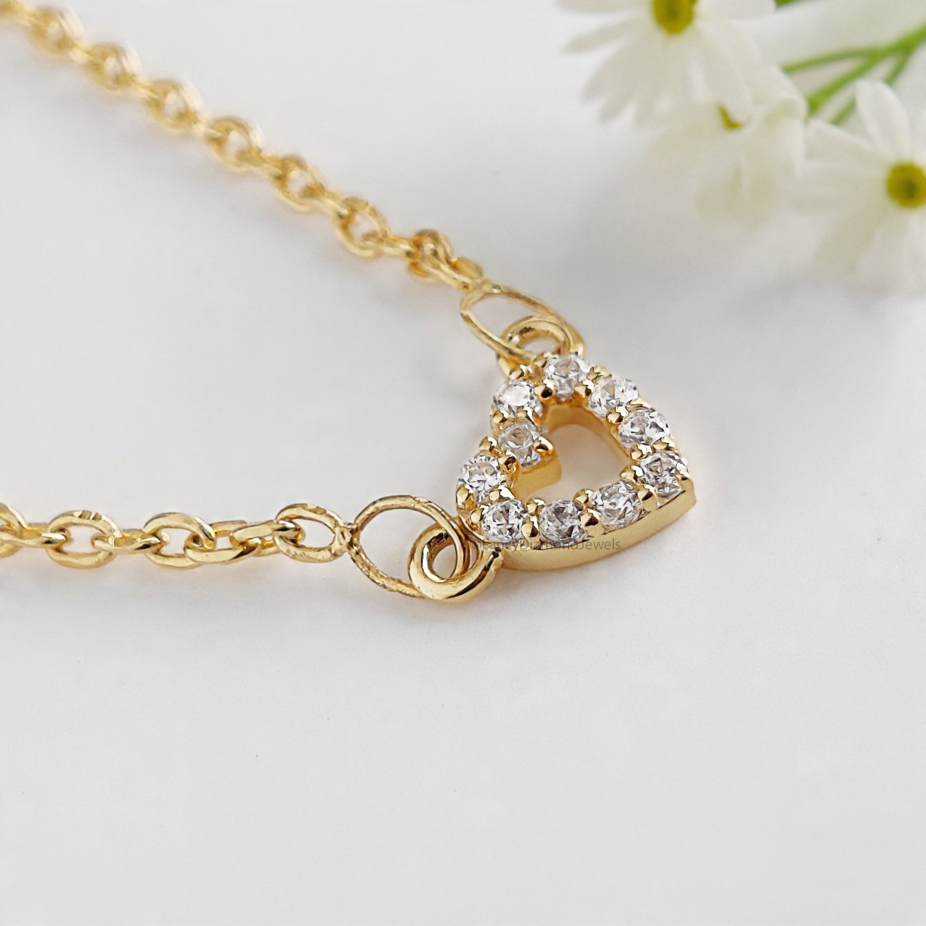 Diamond Heart Necklace Round Diamond Necklace Yellow Silver handmade jewelry Necklace Minimalist Love Pendant Necklace With Chain FD511