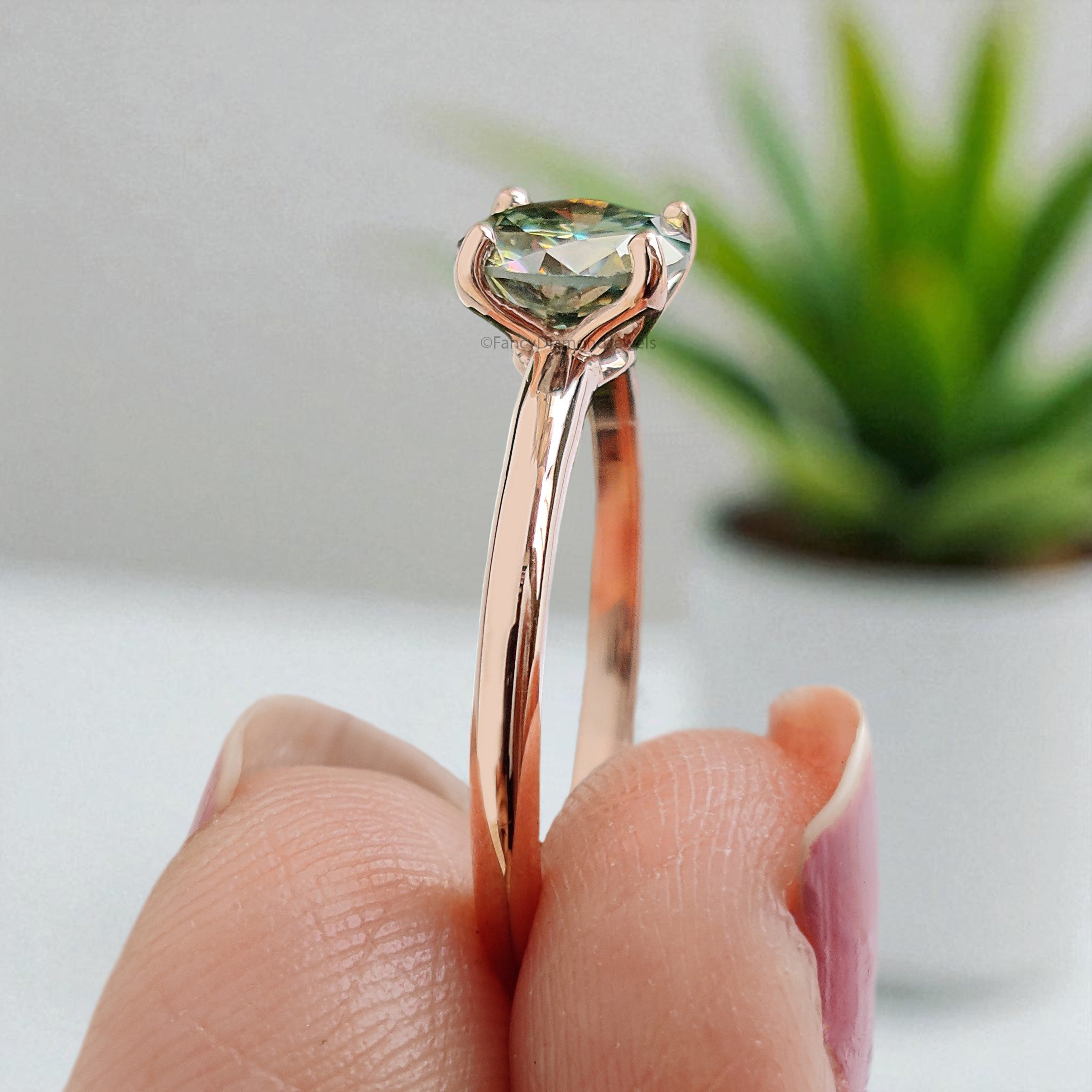 0.80 CT Aqua Blue Green Round Brilliant Moissanite Ring 10k/14k/18k Solid Rose Gold Ring Solitaire Engagement Ring Moissanite Ring FD13