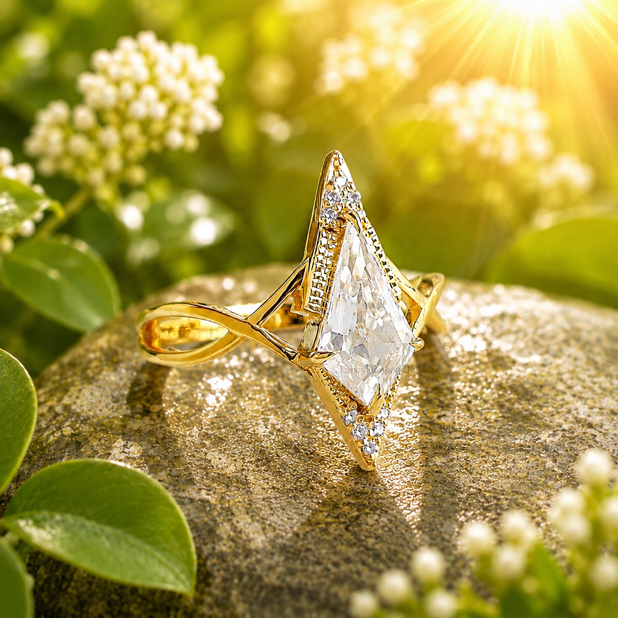 Kite Shape Moissanite Ring, Geometric 14K Gold Engagement Ring, Modern Statement Jewelry, Lab Created Diamond, Unique Bridal Gift FD581