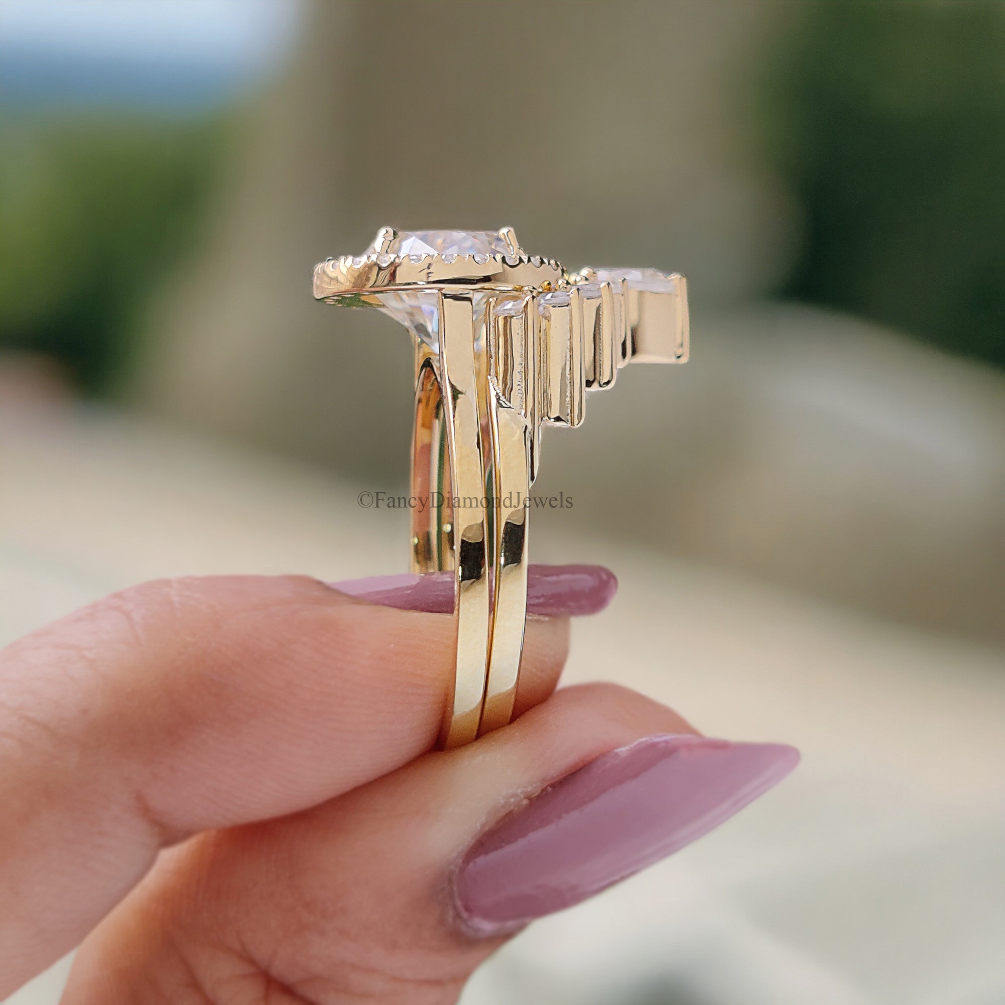 Vintage Moissanite Engagement Ring Set 2.65 CT Moissanite Ring Round Ring Yellow Gold Ring Unique Stacking Ring Diamond Cluster Ring FD148