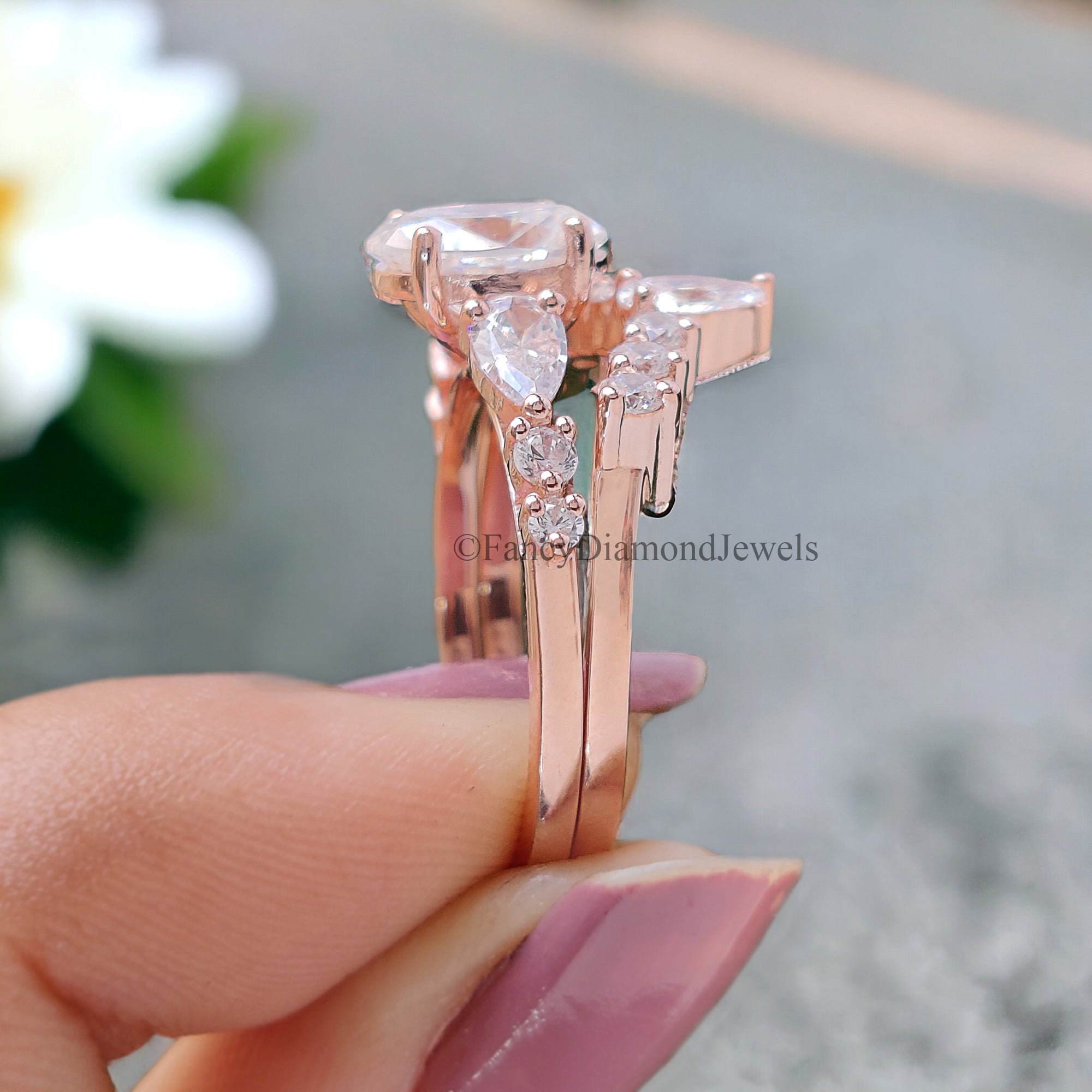 Vintage Moissanite Engagement Ring Set 1.3 CT Moissanite ring Oval ring Rose Gold Crown ring Unique Stacking ring Diamond Cluster ring FD44