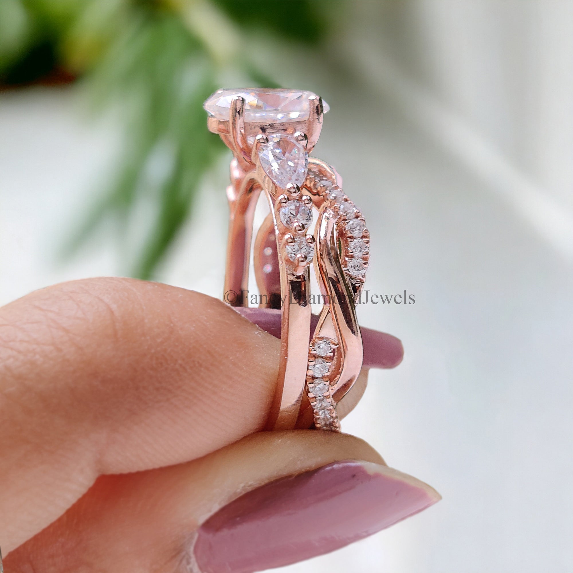 Oval cut Moissanite Engagement ring set Vintage Moissanite ring Rose Gold Curved Diamond ring Twisted band Bridal set Promise ring FD45