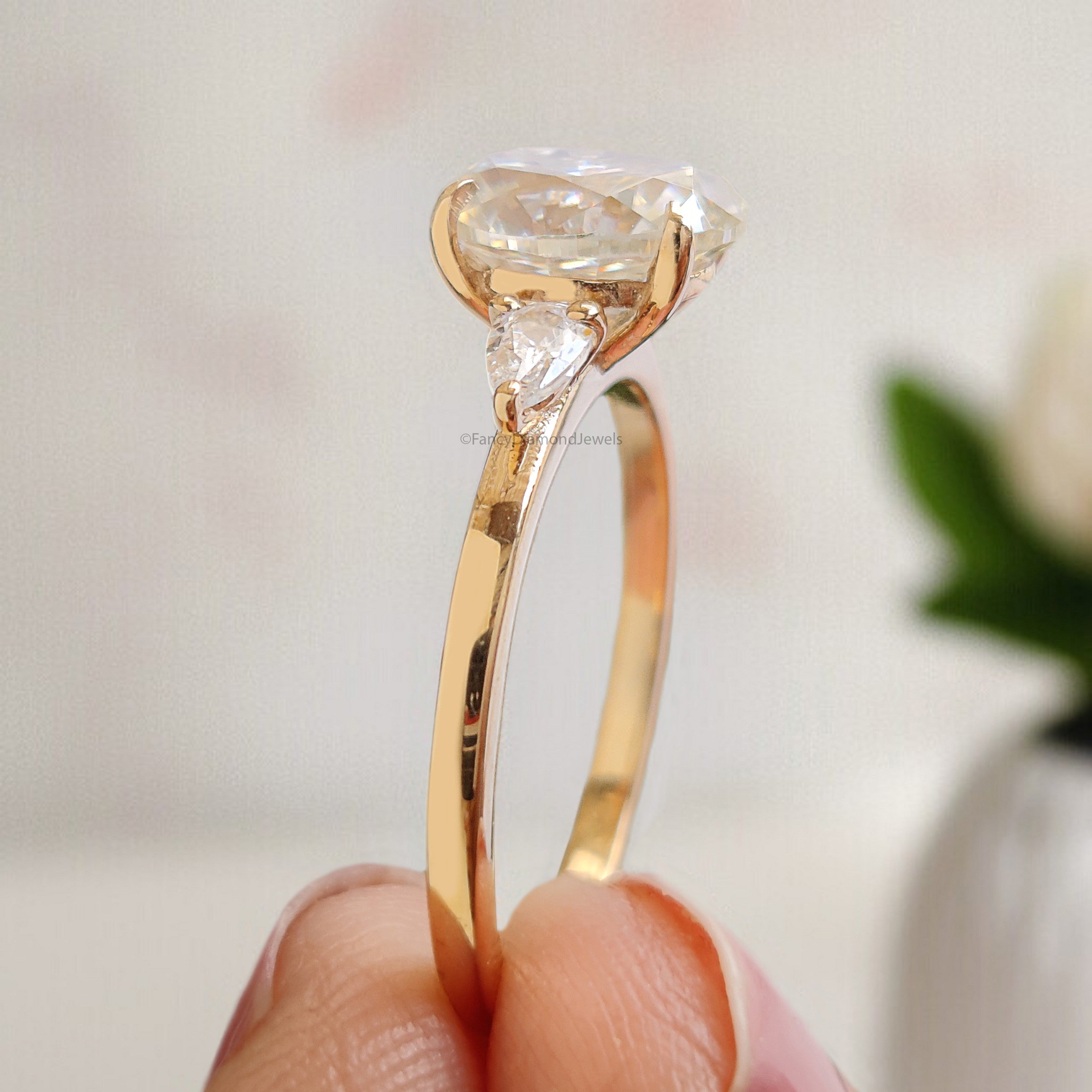 Oval Cut Lab Grown Diamond Engagement Ring 1.45 CT Colorless Oval Prong Set Wedding Ring For Women Anniversary Ring Three Stone Ring FD465