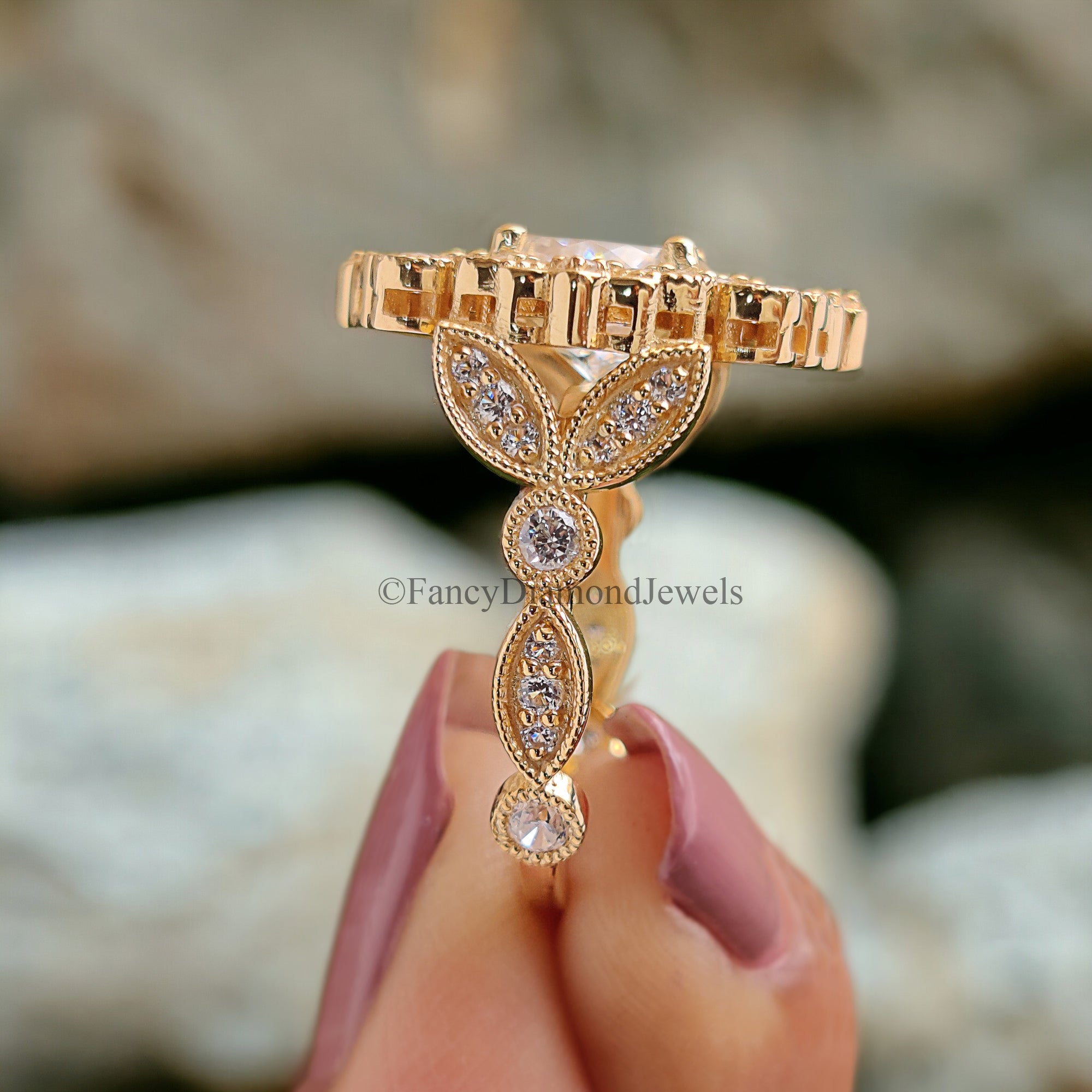 Vintage Filigree Engagement Ring Handmade Portuguese Cut Moissanite With Halo Design Perfect For Luxury Wedding Anniversary Gifts FD218