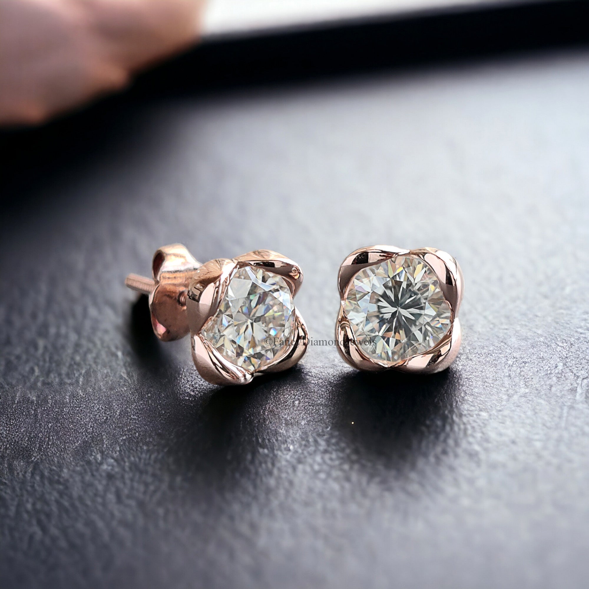 Round Brilliant Cut Earrings Colorless Moissanite Stud Earrings Screw Back Earrings Wedding Earrings Round Studs Earrings for Her FD144