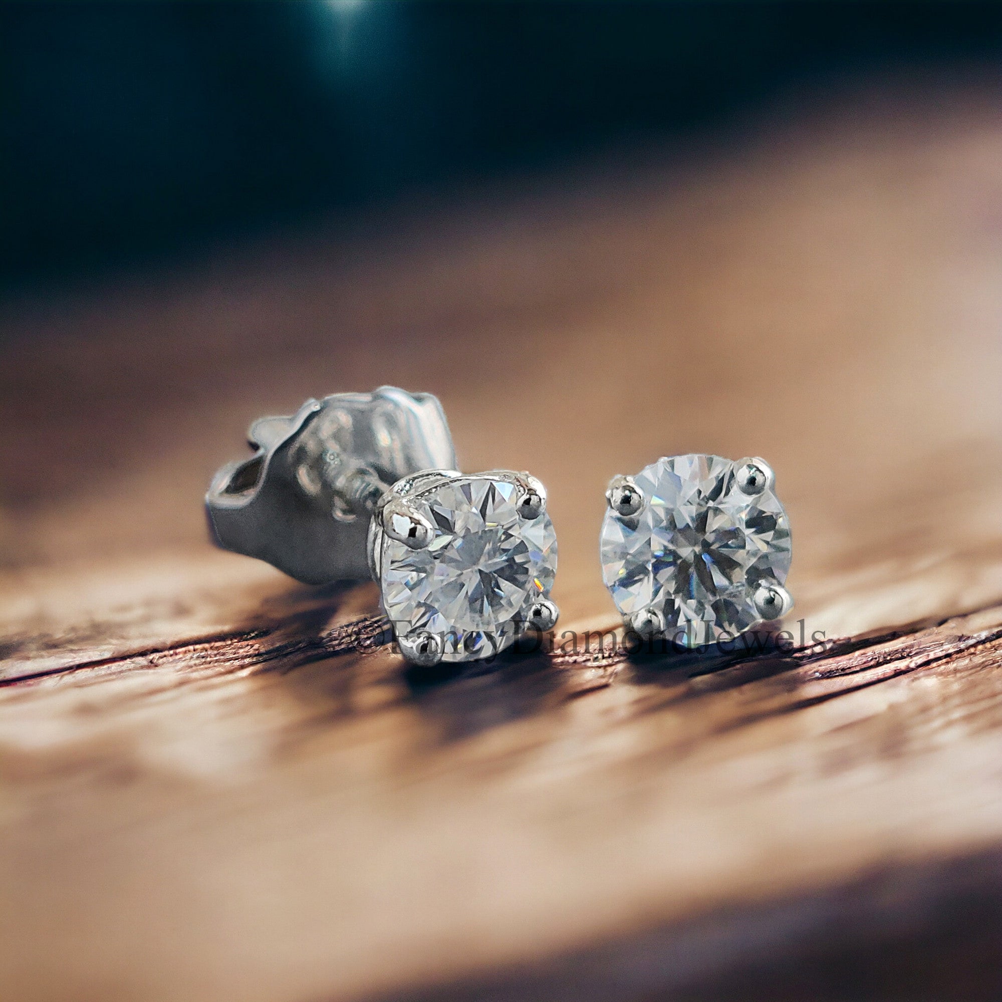 4 MM Round Brilliant Cut Earrings Colorless Moissanite Stud Earrings Screw Back Earrings Wedding Earrings Round Studs Earrings for Her FD18