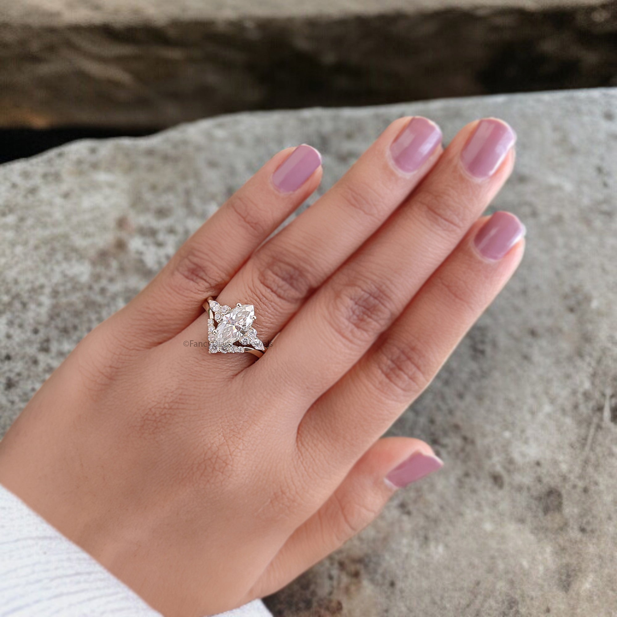 1.60 CT Marquise Cut Moissanite Engagement Ring set Vintage Bridal Set Yellow Gold Ring Women Curved Wedding Ring Promise Ring FD320