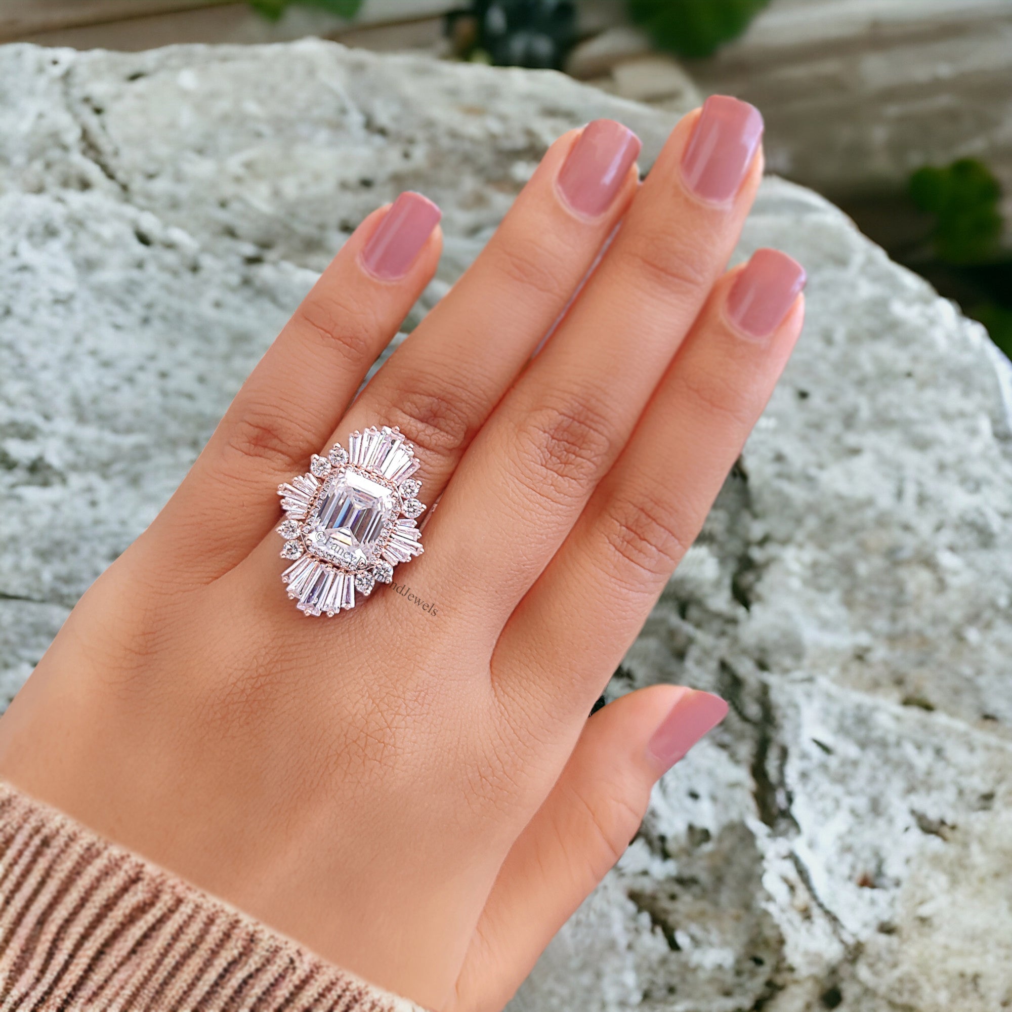 0.95 CT Emerald Cut Moissanite Ring SunBurst Halo Engagement Ring Bridal Wedding Ring Anniversary Gift Ring Valentine's Gift For Women FD257