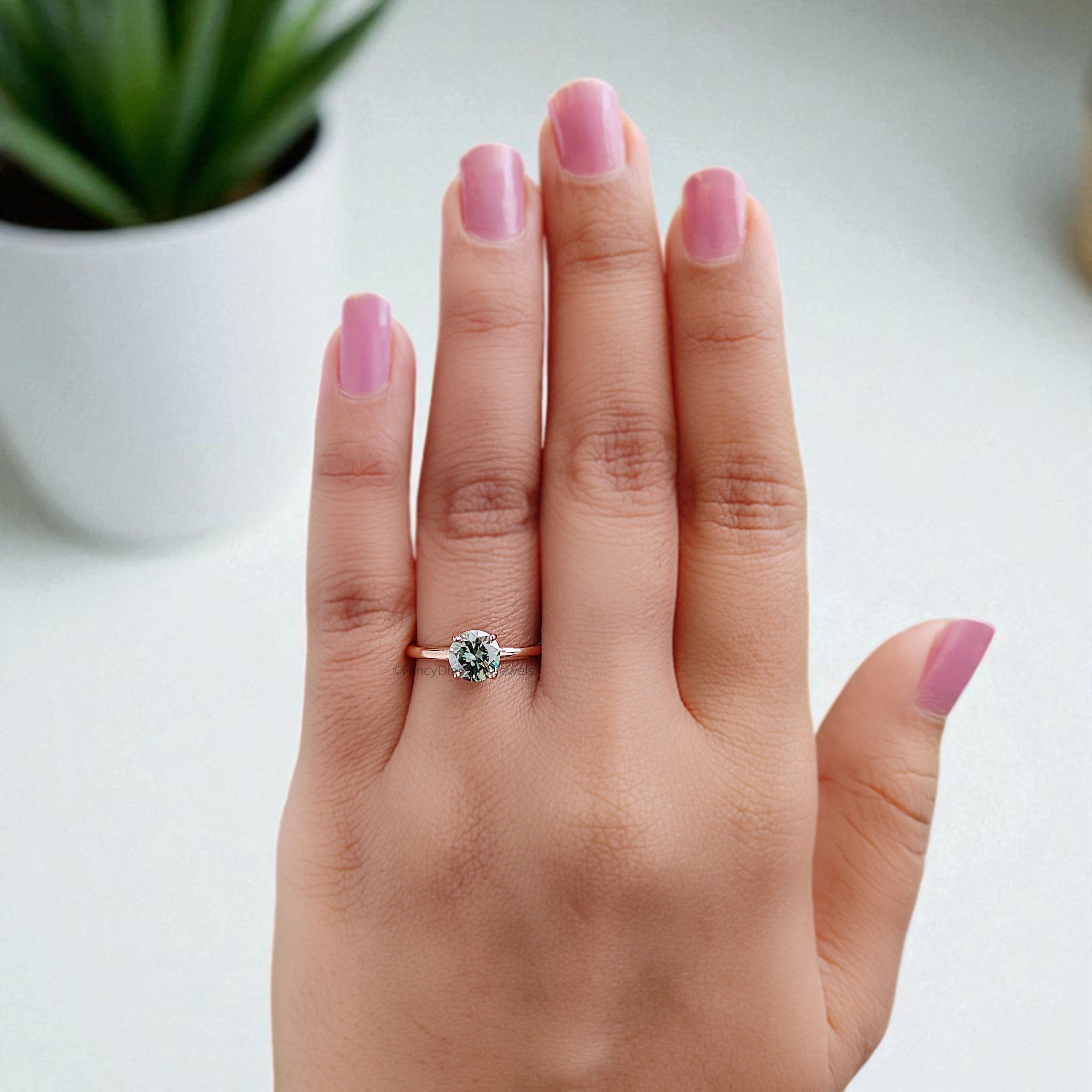 0.80 CT Aqua Blue Green Round Brilliant Moissanite Ring 10k/14k/18k Solid Rose Gold Ring Solitaire Engagement Ring Moissanite Ring FD13
