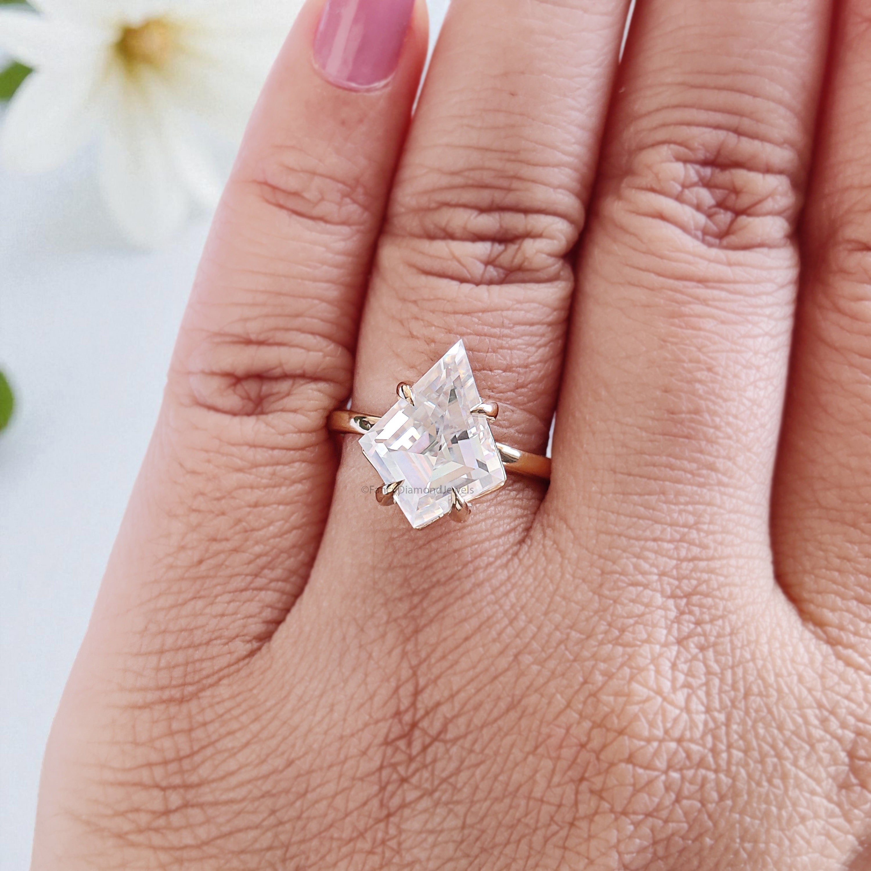 4.30 CT Kite Brilliant Cut Moissanite Engagement Ring Prong Set Ring Kite Solitaire Ring Wedding Ring Yellow Gold Ring Gift For Her FD454