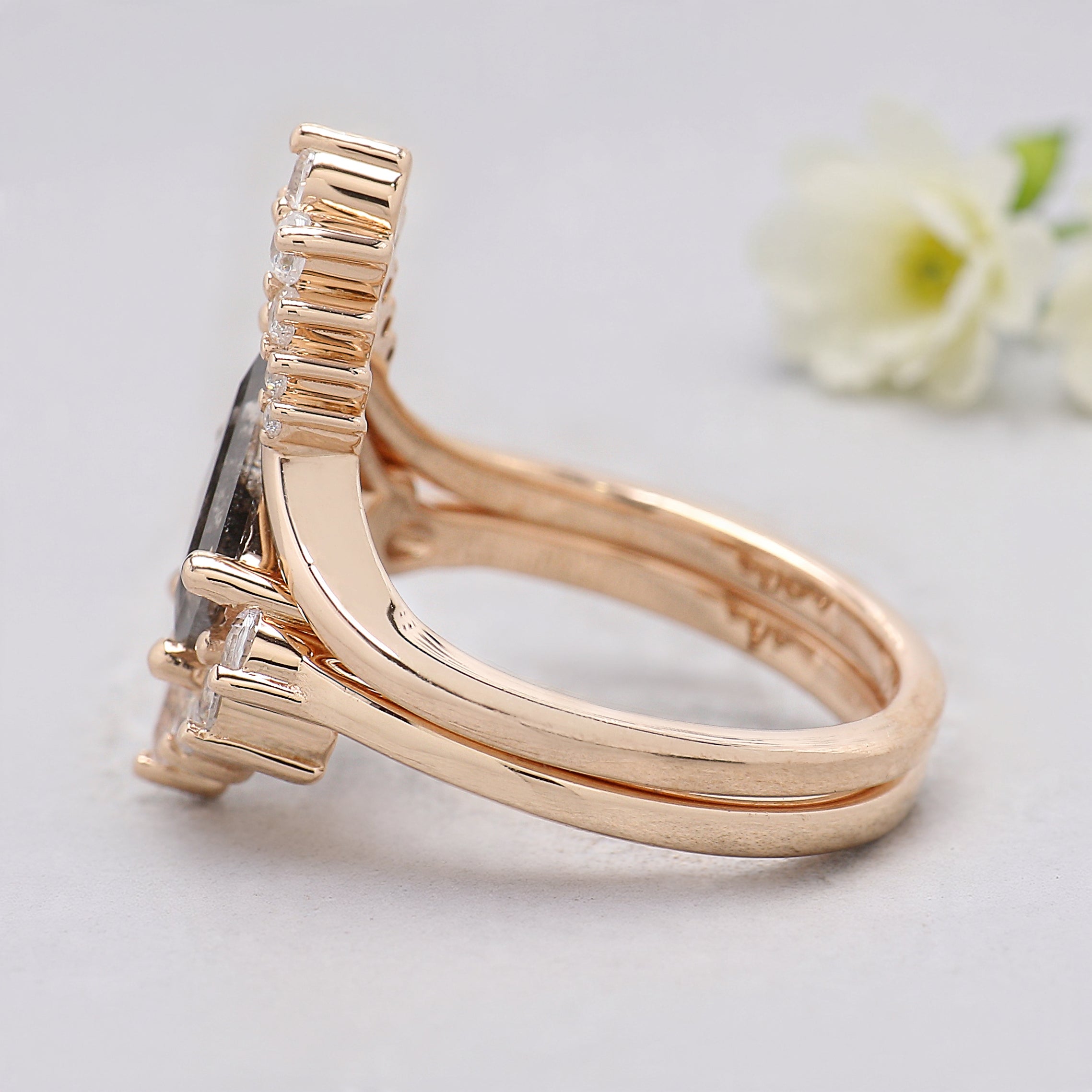 1.84 CT Shield Lab Grown Diamond Ring Shield Fancy Black Grey Salt And Pepper Diamond Ring Engagement Ring Bridal Wedding Ring Set KDL3515