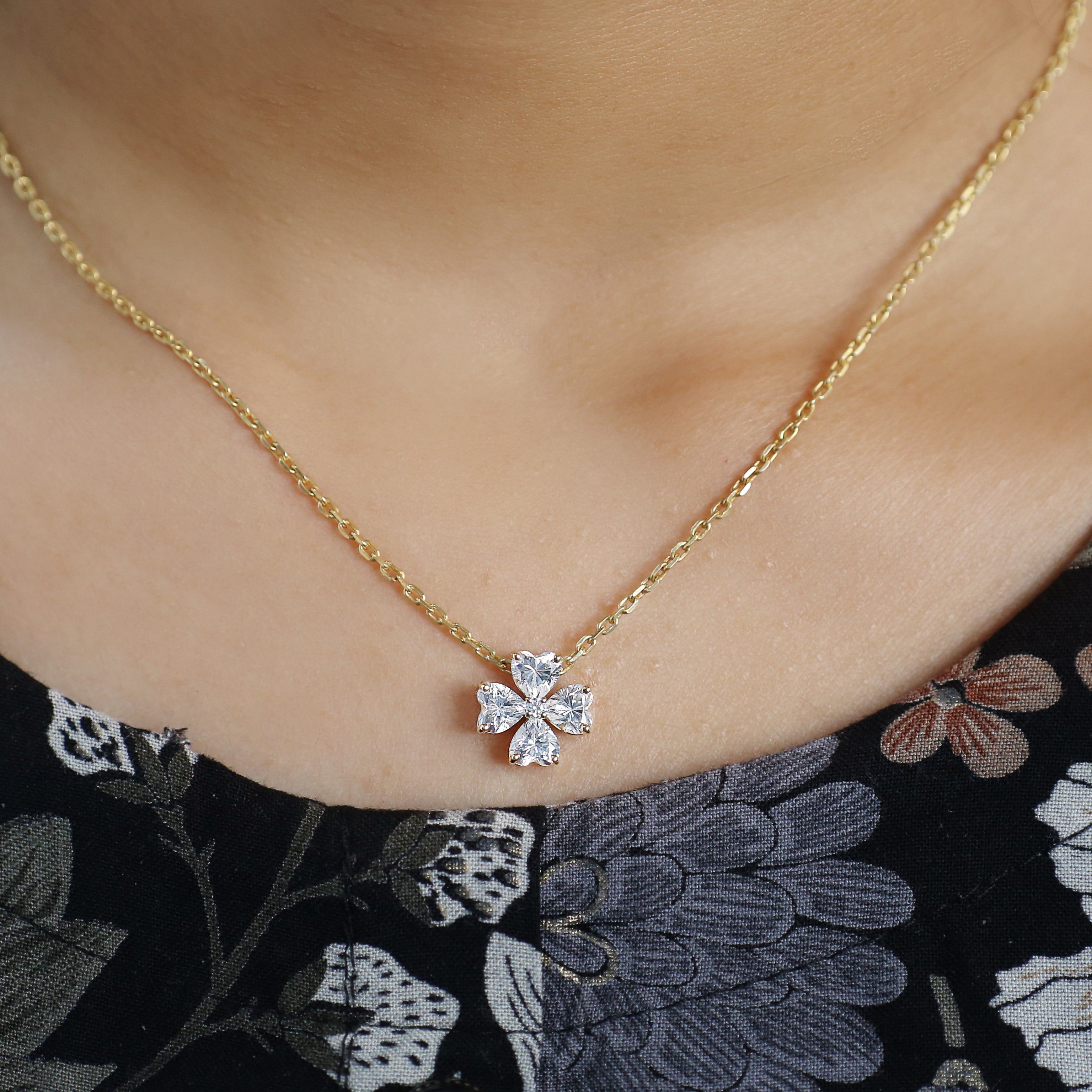 Heart Cut CZ Diamond Simulant Pendant Yellow Silver handmade jewelry Necklace Round Shape prong basket set Necklace With Chain FD463