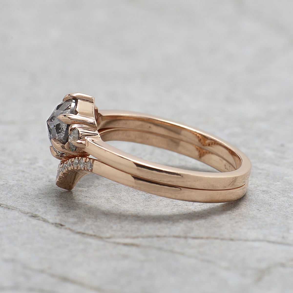 Round Rose Cut Salt and Pepper Diamond Ring, 14K Rose Gold Round Engagement Ring, Bridal Ring Set, Unique Diamond Ring Gift for Her KDL3613
