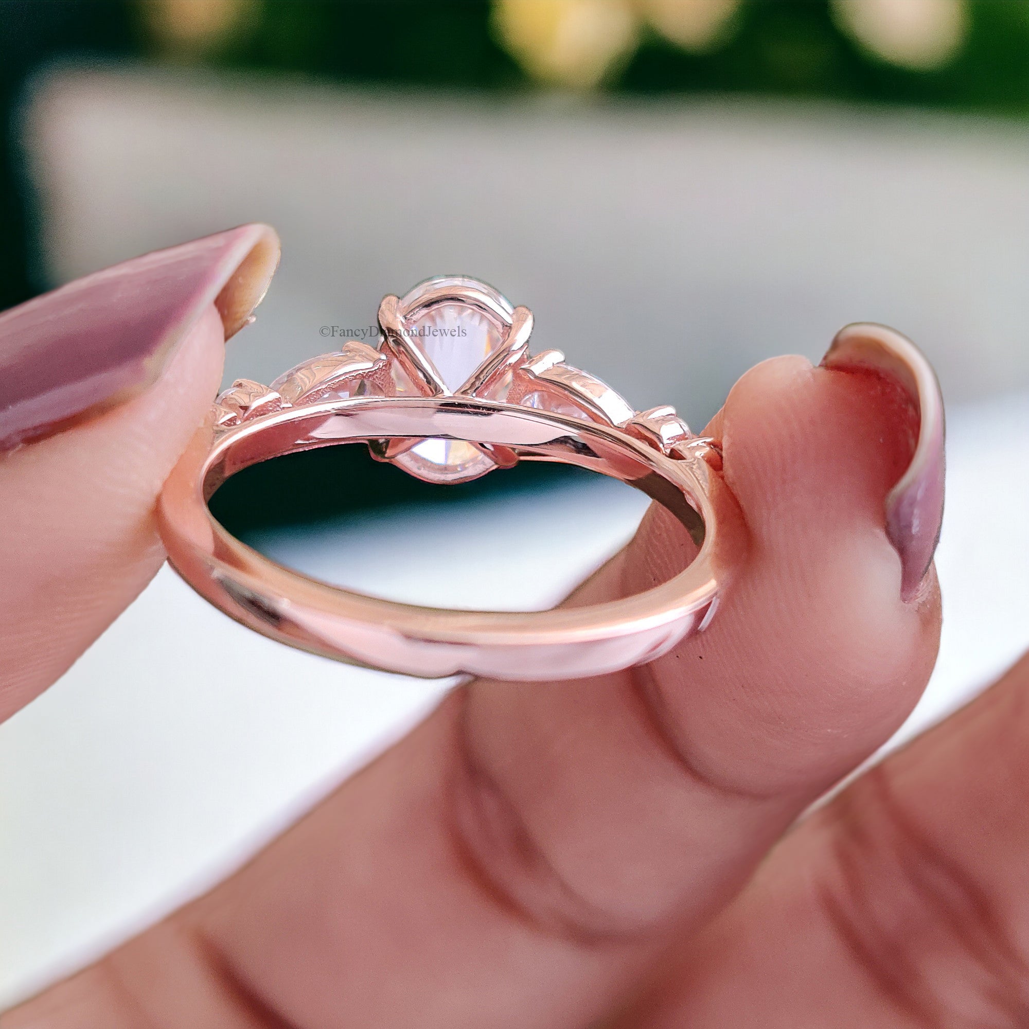 Oval Cut Moissanite Engagement Ring Stacking ring 14K/18K Rose Gold vintage Unique Pear Diamond Cluster Ring Women Wedding Bridal Ring FD42