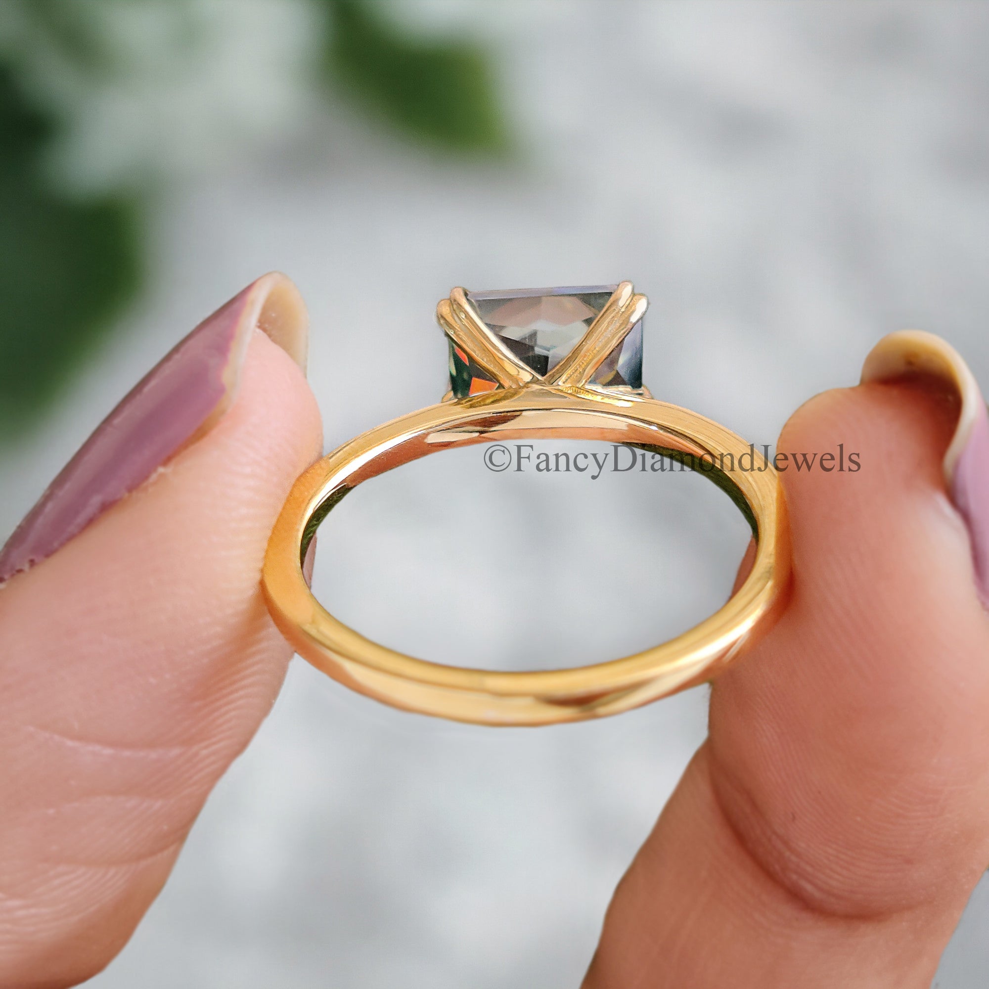 Amazing East to West Radiant Ring Double Claw Prong Ring 1.65 CT Green Radiant Moissanite Ring Solitaire Engagement Ring Wedding Ring FD65