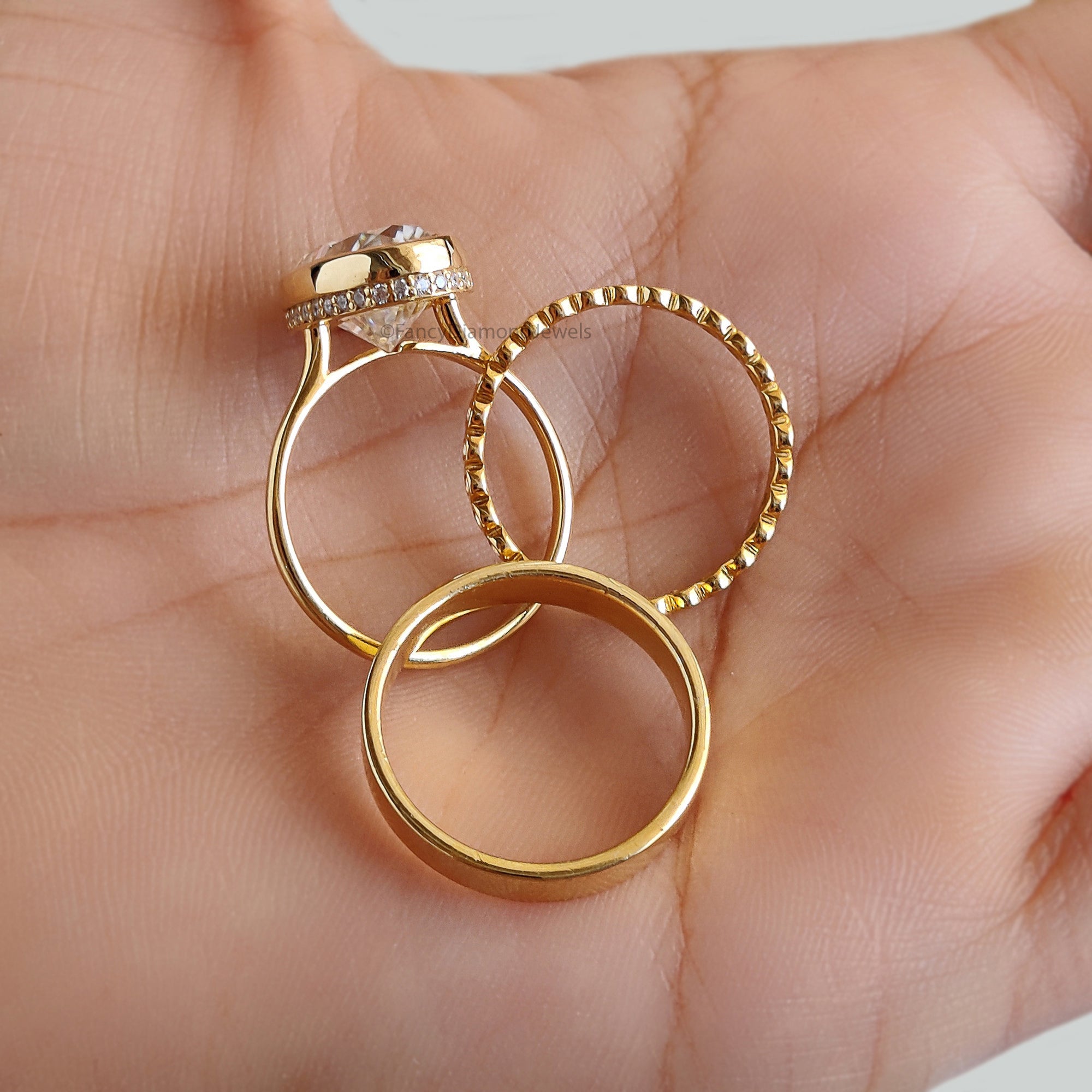 Oval Cut Moissanite Engagement Ring 4.15 CT Colorless Moissanite Oval Wedding Ring Hidden Halo Ring Propose Ring Bezel Setting Ring FD32