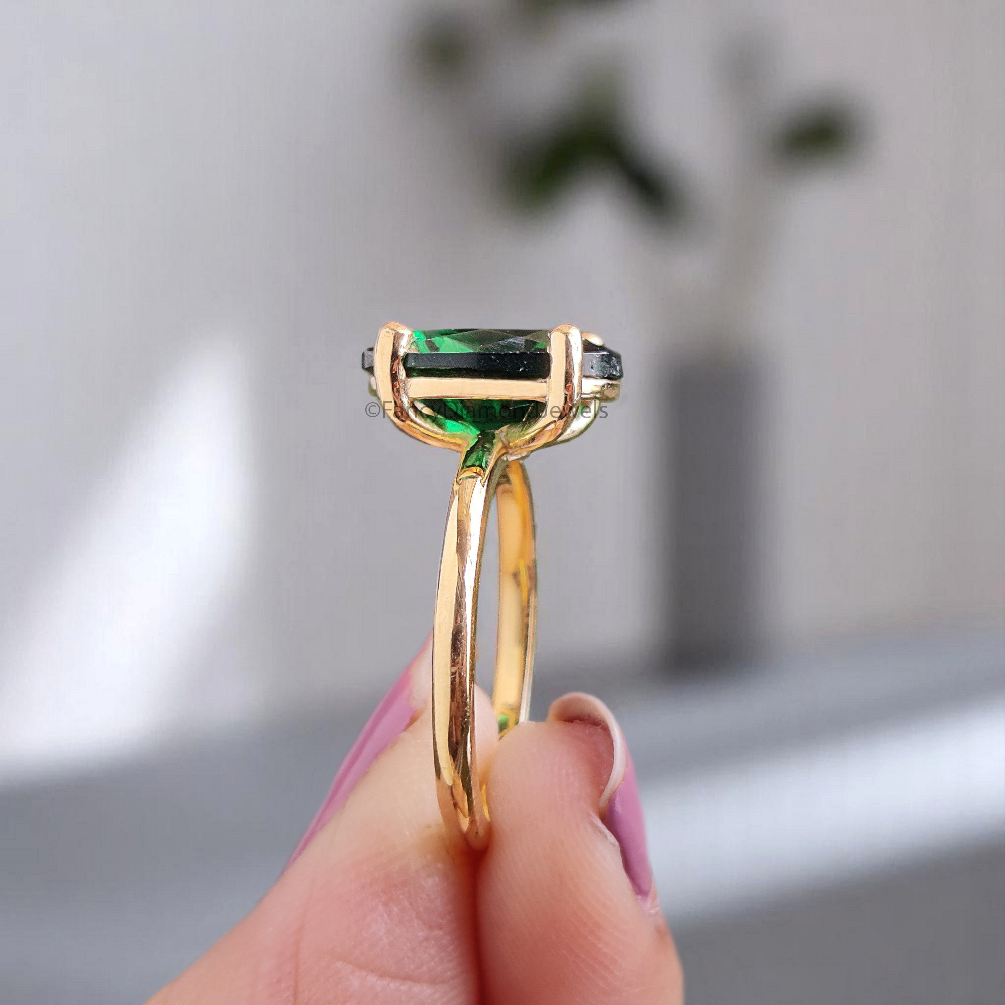 Oval Green Emerald stone engagement ring 12mm 10mm 9mm 8mm 7mm ring silver simulant Ring Solitaire ring Diamond ring Gift for her FD342