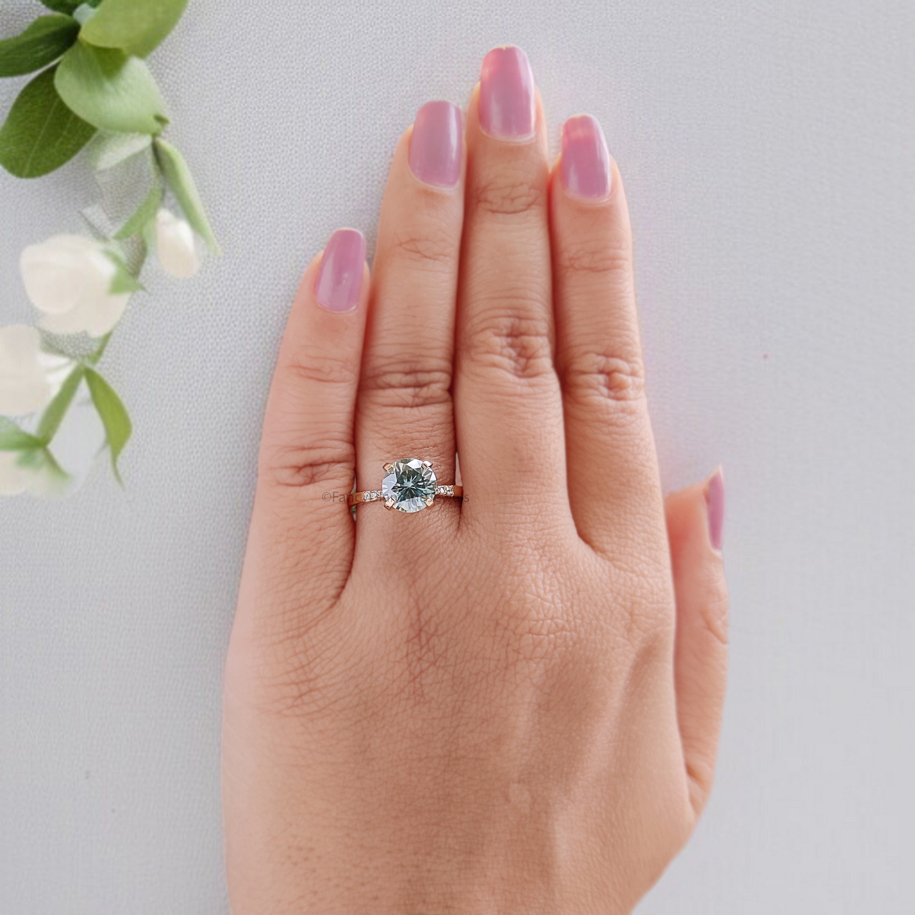 Round Cut Green Moissanite Engagement Wedding Ring 14K Solid Gold Ring Square Prong Set Ring Moissanite Ring Gift For Her FD458