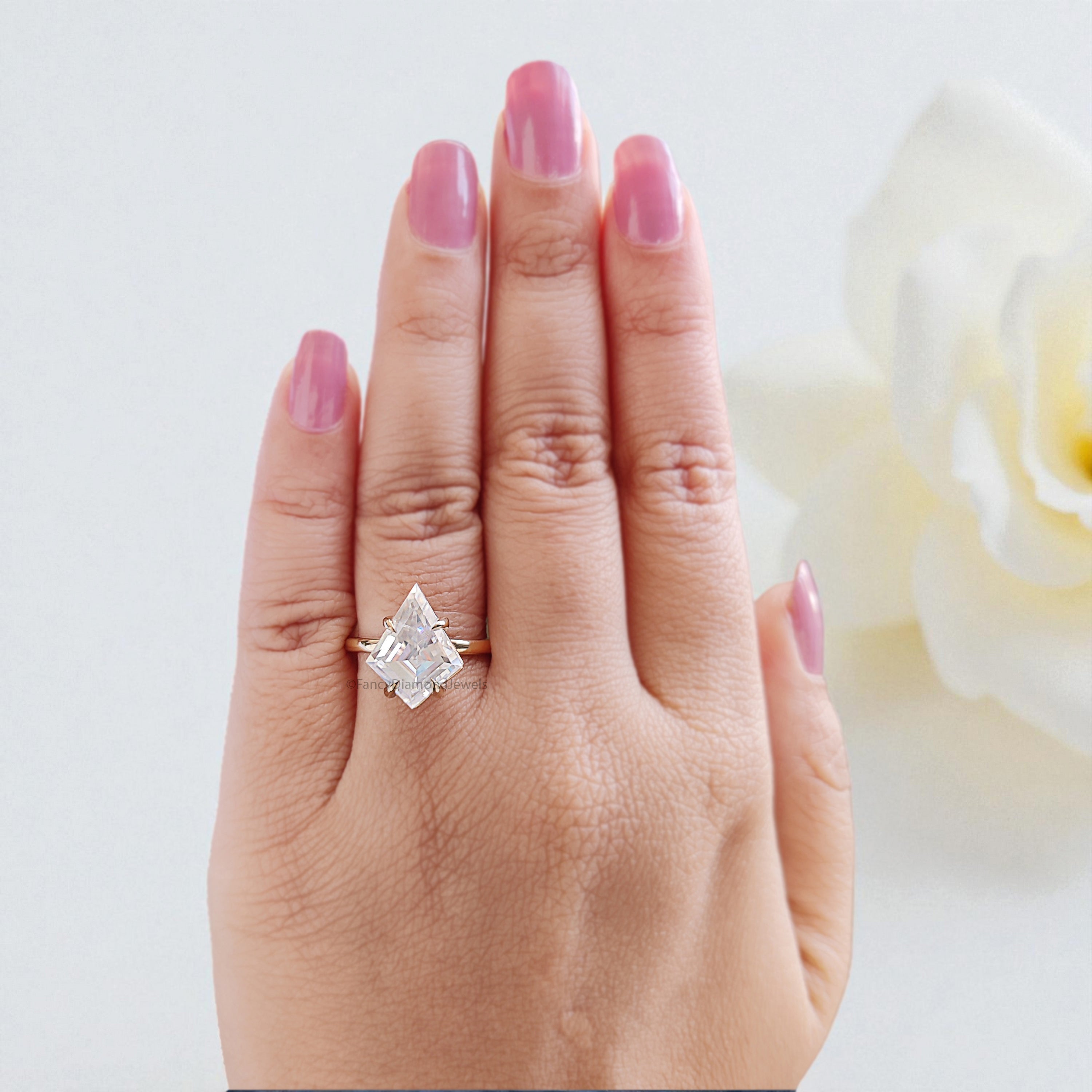 4.30 CT Kite Brilliant Cut Moissanite Engagement Ring Prong Set Ring Kite Solitaire Ring Wedding Ring Yellow Gold Ring Gift For Her FD454