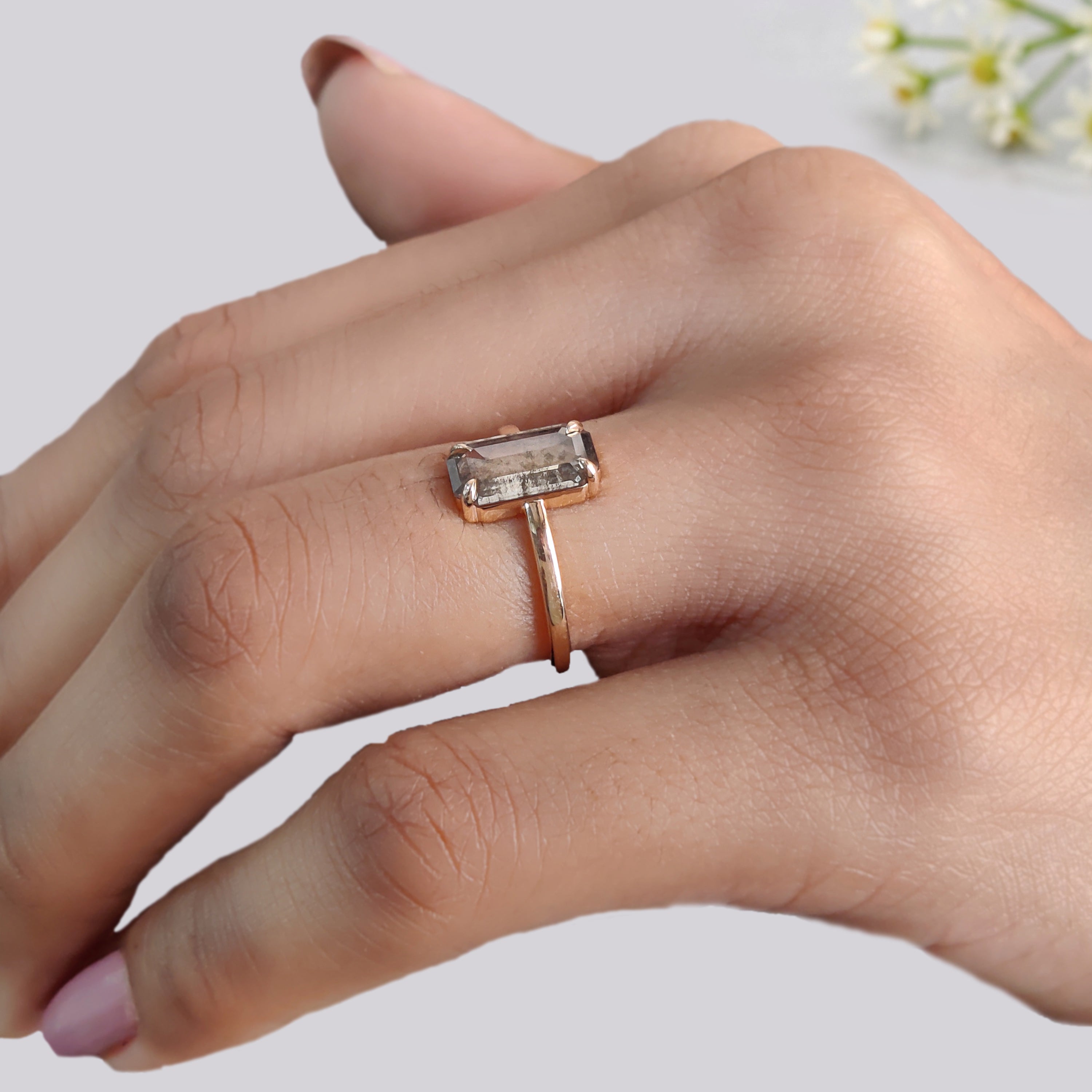 1.40 CT Emerald Lab Grown Diamond Ring Emerald CVD Fancy Black Grey Salt And Pepper Diamond Ring Engagement Ring Bridal Wedding Ring KDL3516