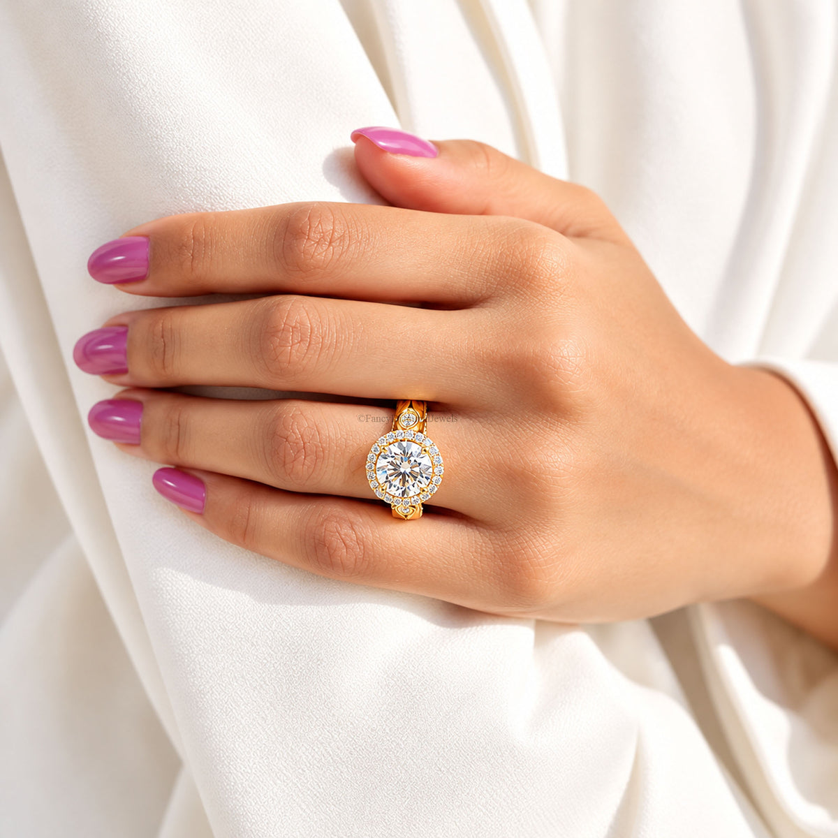 1.82 CT Round Cut Engagement Ring in Solid Yellow 10K/14k/18k Gold Round Solitaire Engagement Ring Bridal Wedding Ring Promise Ring FD615
