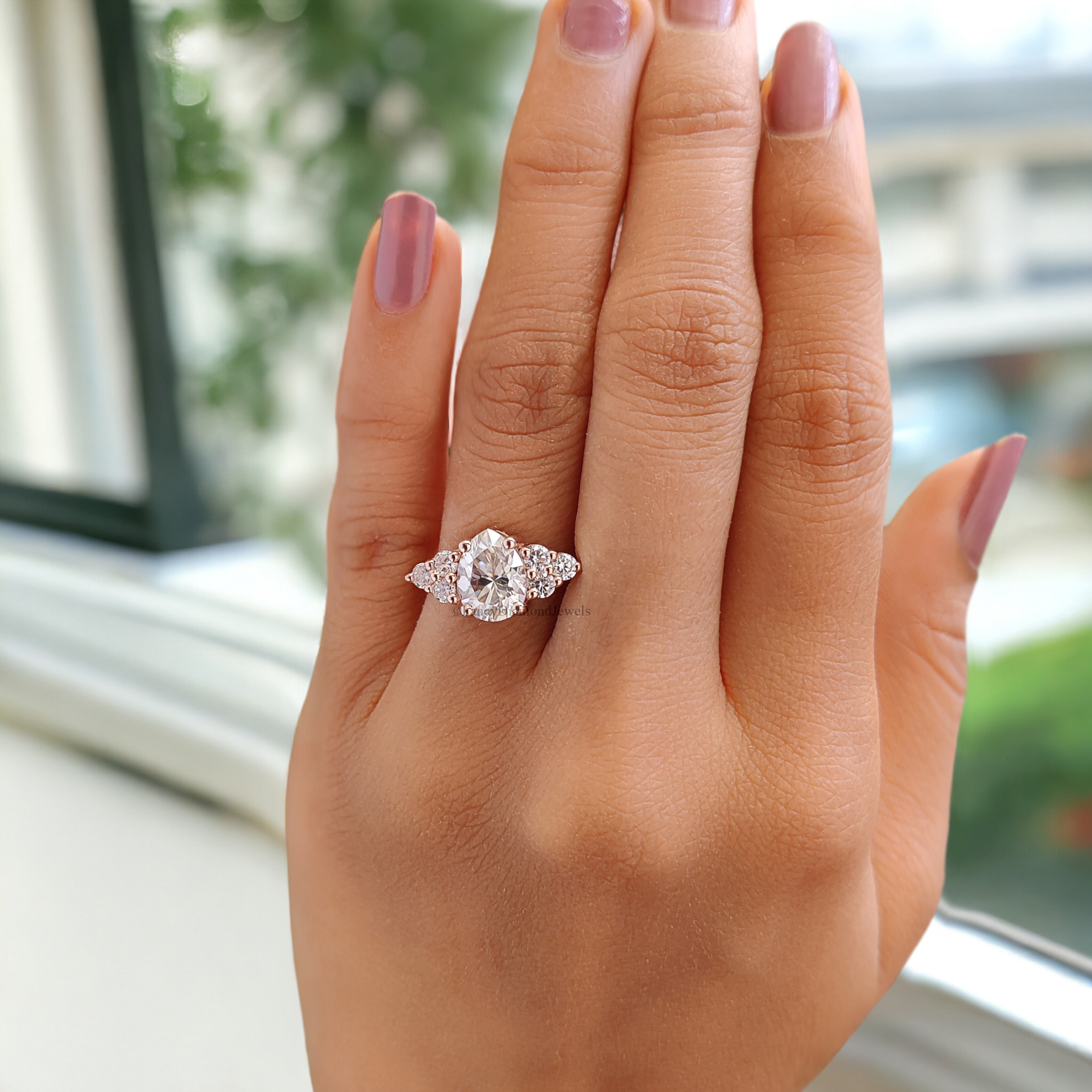 Pear shaped Moissanite Engagement Ring 1.60 CTW Vintage Unique Solid Gold Round Diamond wedding Ring Bridal Promise gift For Woman FD161