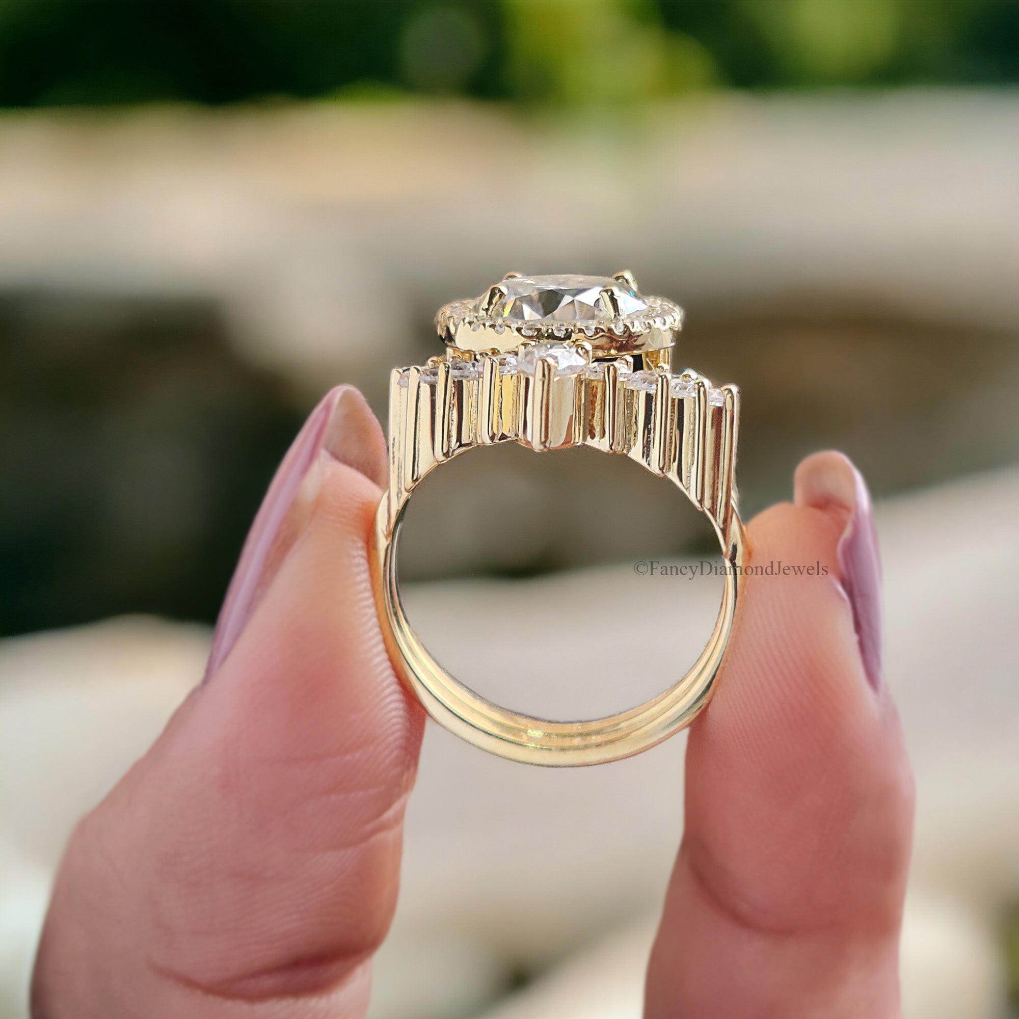 Vintage Moissanite Engagement Ring Set 2.65 CT Moissanite Ring Round Ring Yellow Gold Ring Unique Stacking Ring Diamond Cluster Ring FD148