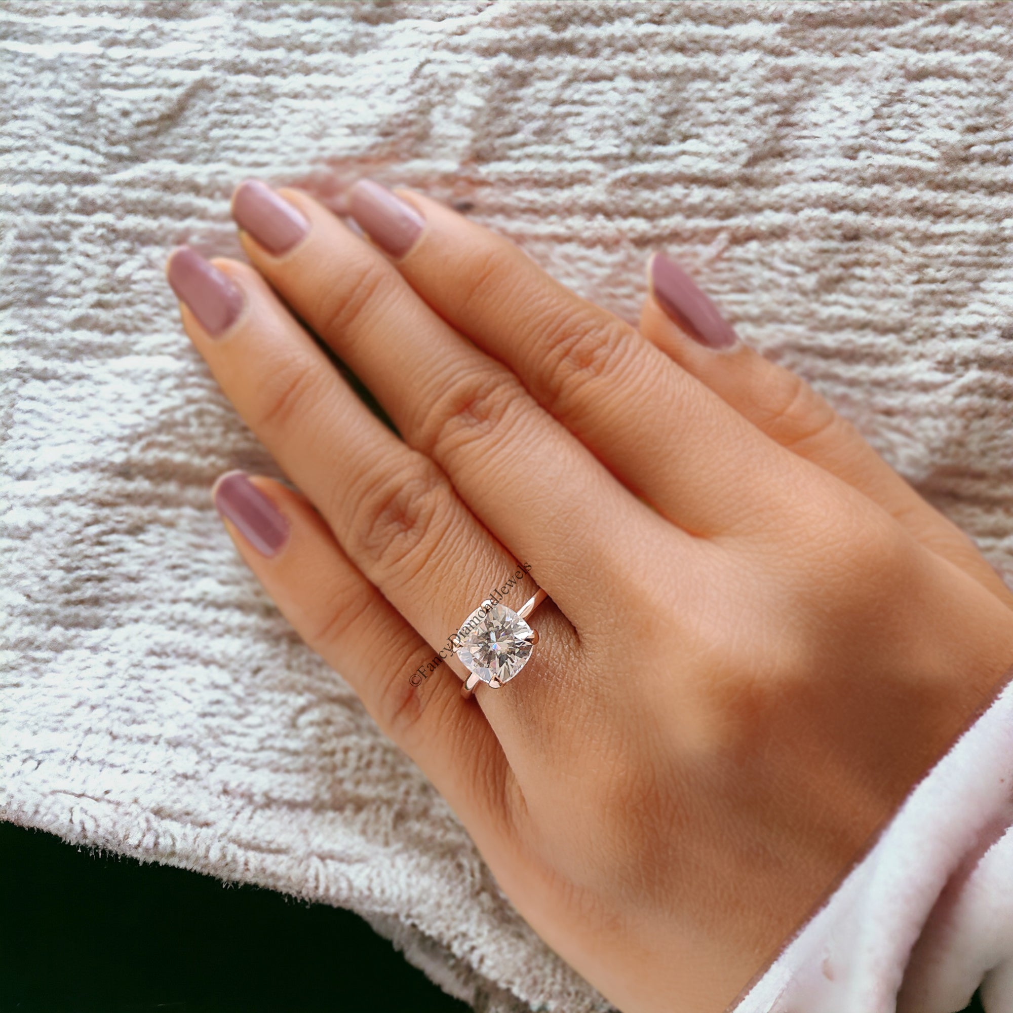 Moissanite Solitaire Engagement Ring 2.00 CT Cushion Cut Moissanite Ring Claw Prong Ring for Women Promise Ring Gift For Her Ring FD80