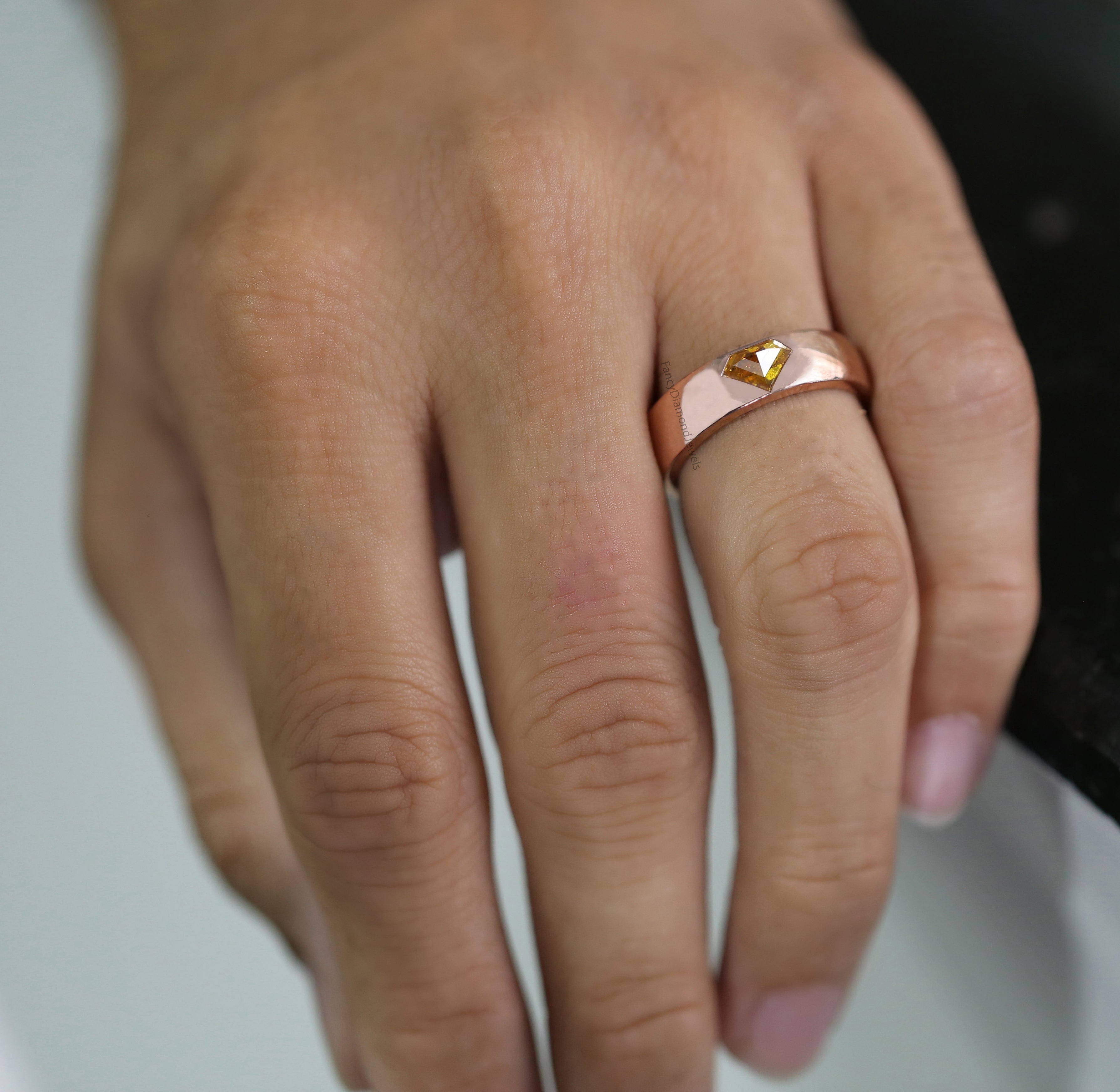 Shield Yellow Diamond Band, Yellow Shield Diamond Engagement Band, Shield Diamond Band, Shield Shape Band, Shield Solitaire Band, KDN549