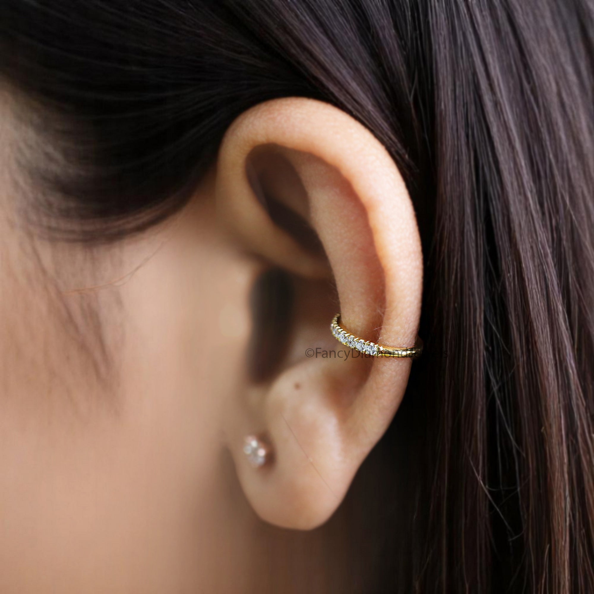 Round Brilliant Cut Colorless Moissanite Diamond Ear Cuff Conch Ear Cuff Tiny gold ear cuff Helix Piercing Sterling Silver Ear Wrap FD367