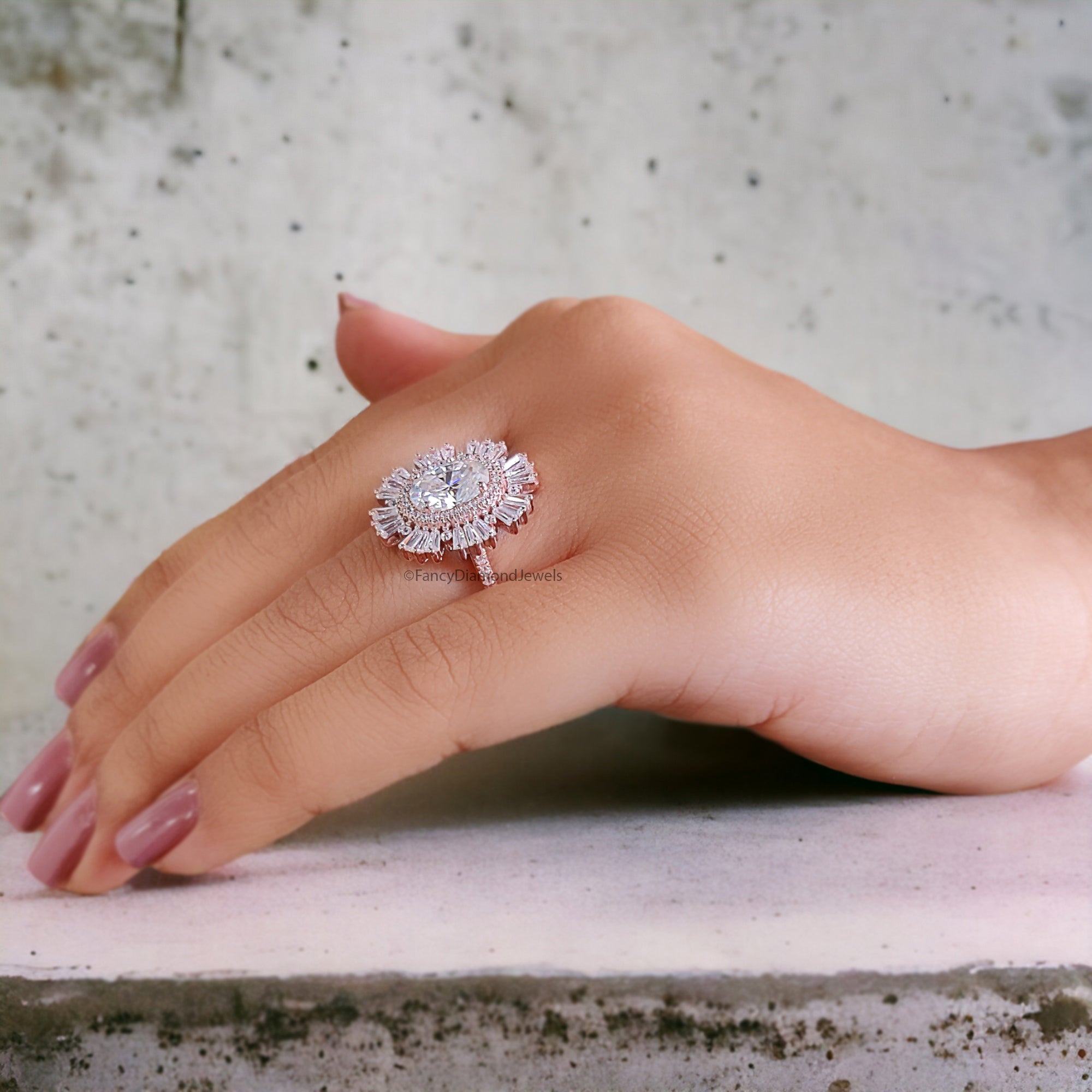 1.70 CT SunBurst Halo Oval Cut Moissanite Engagement Ring Rose Gold Ring vintage Unique Oval Diamond Ring Women Wedding Bridal Ring FD259