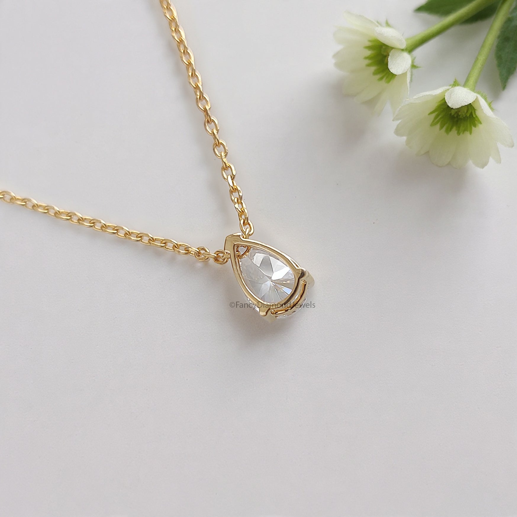 Teardrop Diamond Necklace Pear Diamond Necklace Yellow Silver handmade jewelry Necklace Minimalist Jewelry Necklace With Chain FD513