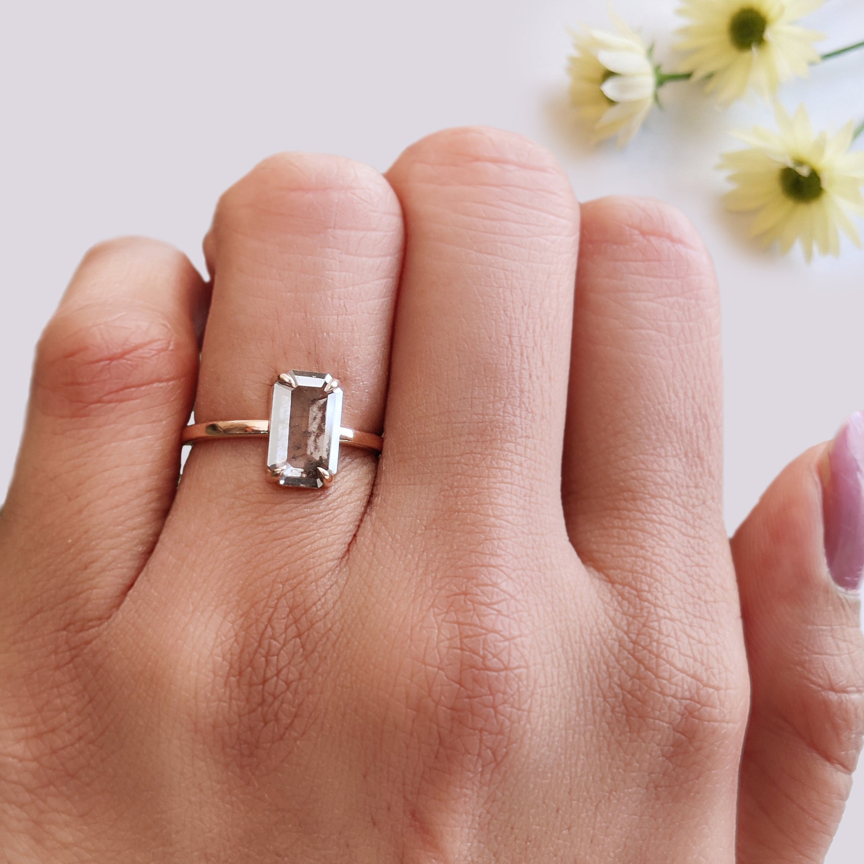 1.40 CT Emerald Lab Grown Diamond Ring Emerald CVD Fancy Black Grey Salt And Pepper Diamond Ring Engagement Ring Bridal Wedding Ring KDL3516